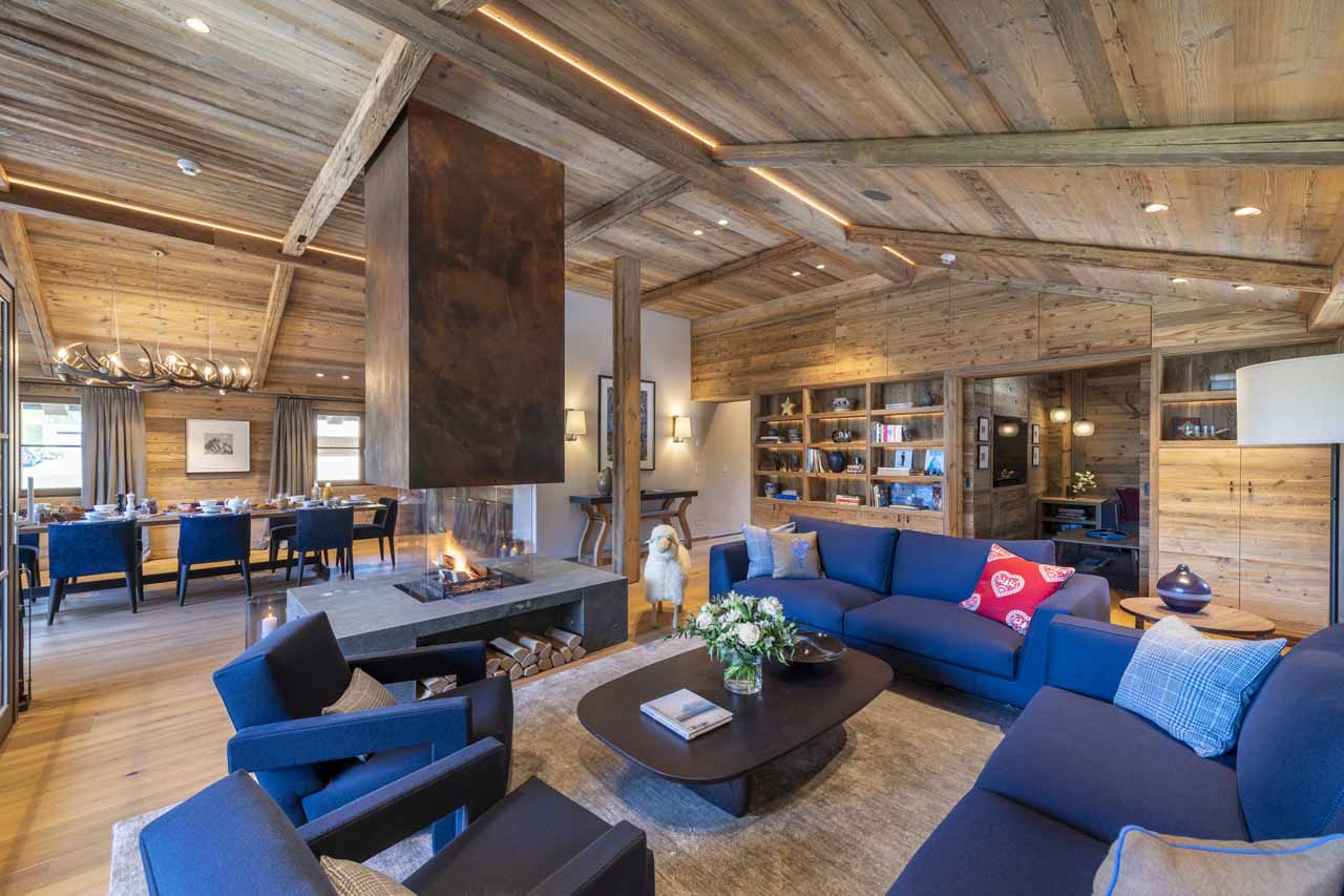 Open plan living and dining area at Chalech S in Lech