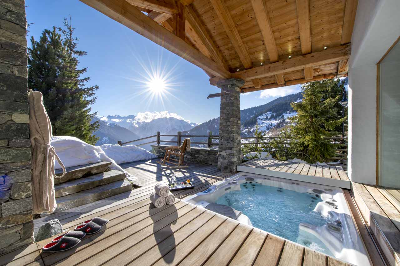 Chalet Spa Jacuzzi in Verbier