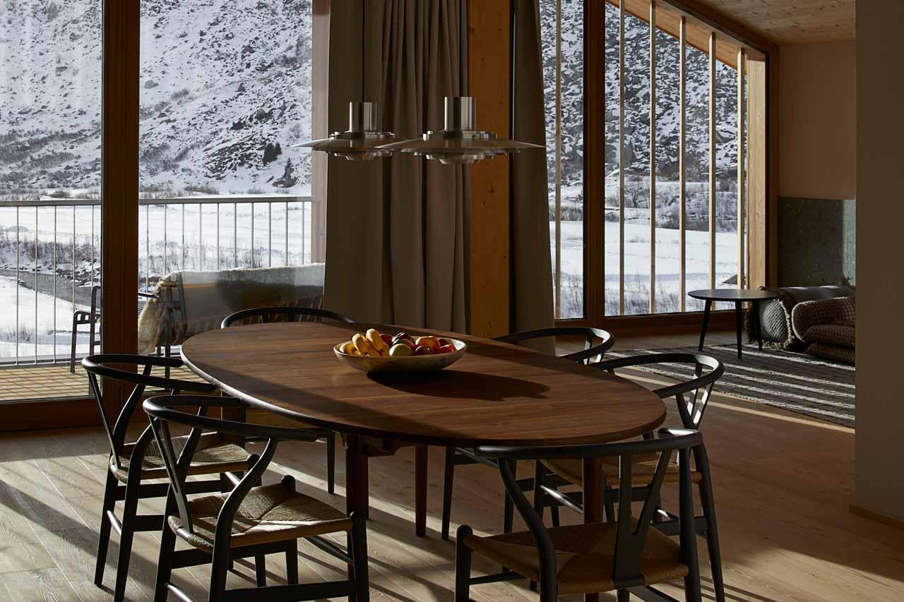 Dining table in Andermatt Alpine Premium 1, Andermatt