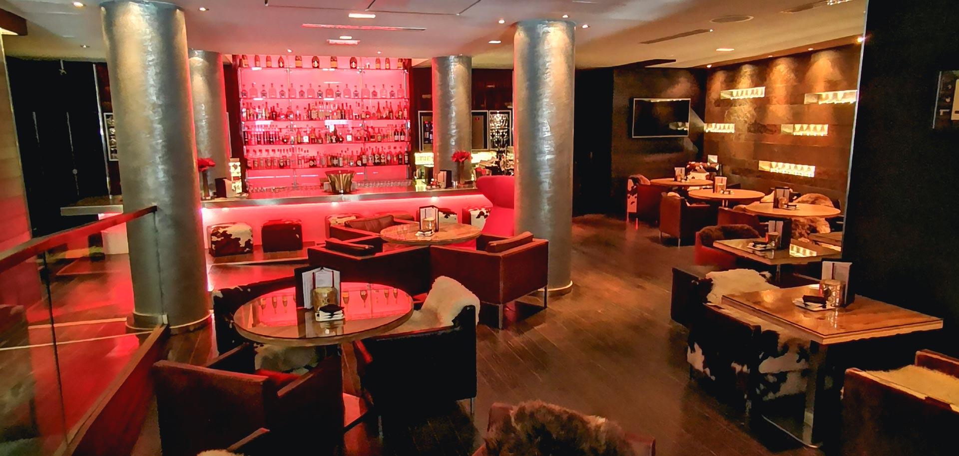 L'Avenue Lodge bar in Val d'Isere