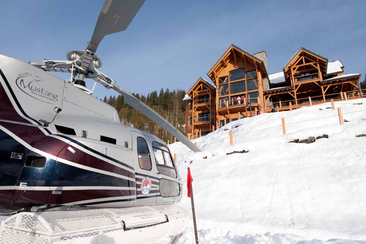 Heli-skiing at Bighorn Lodge in Revelstoke
