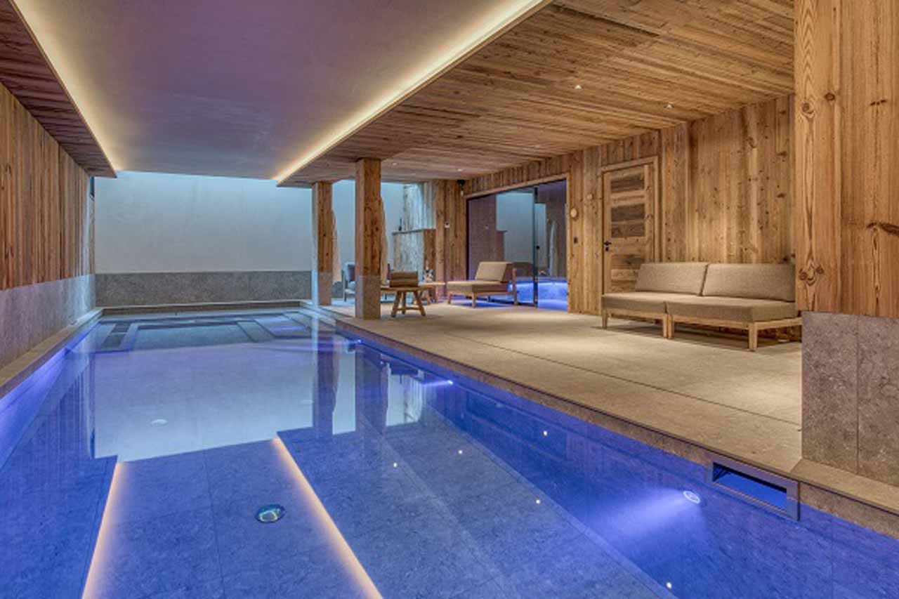 Spa in Chalet 141 in Megeve