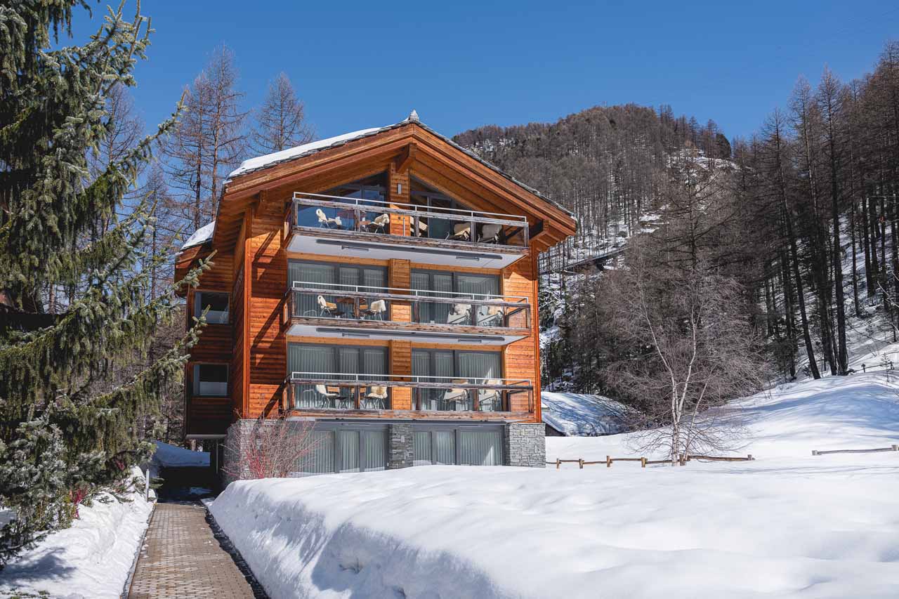 Exterior of Chalet Altesse in Zermatt
