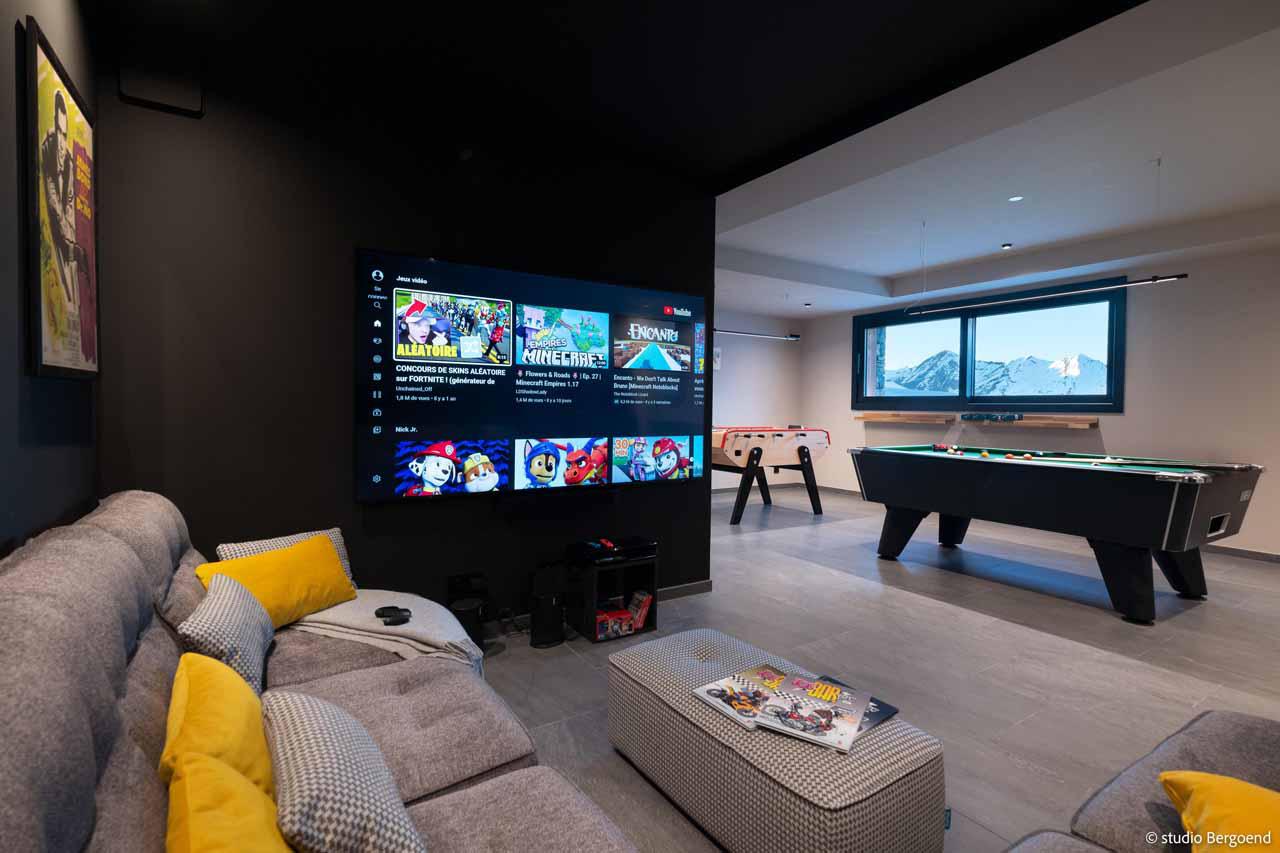 Tv room at Chalet Arc 1838 - Mille 8 in Les Arcs
