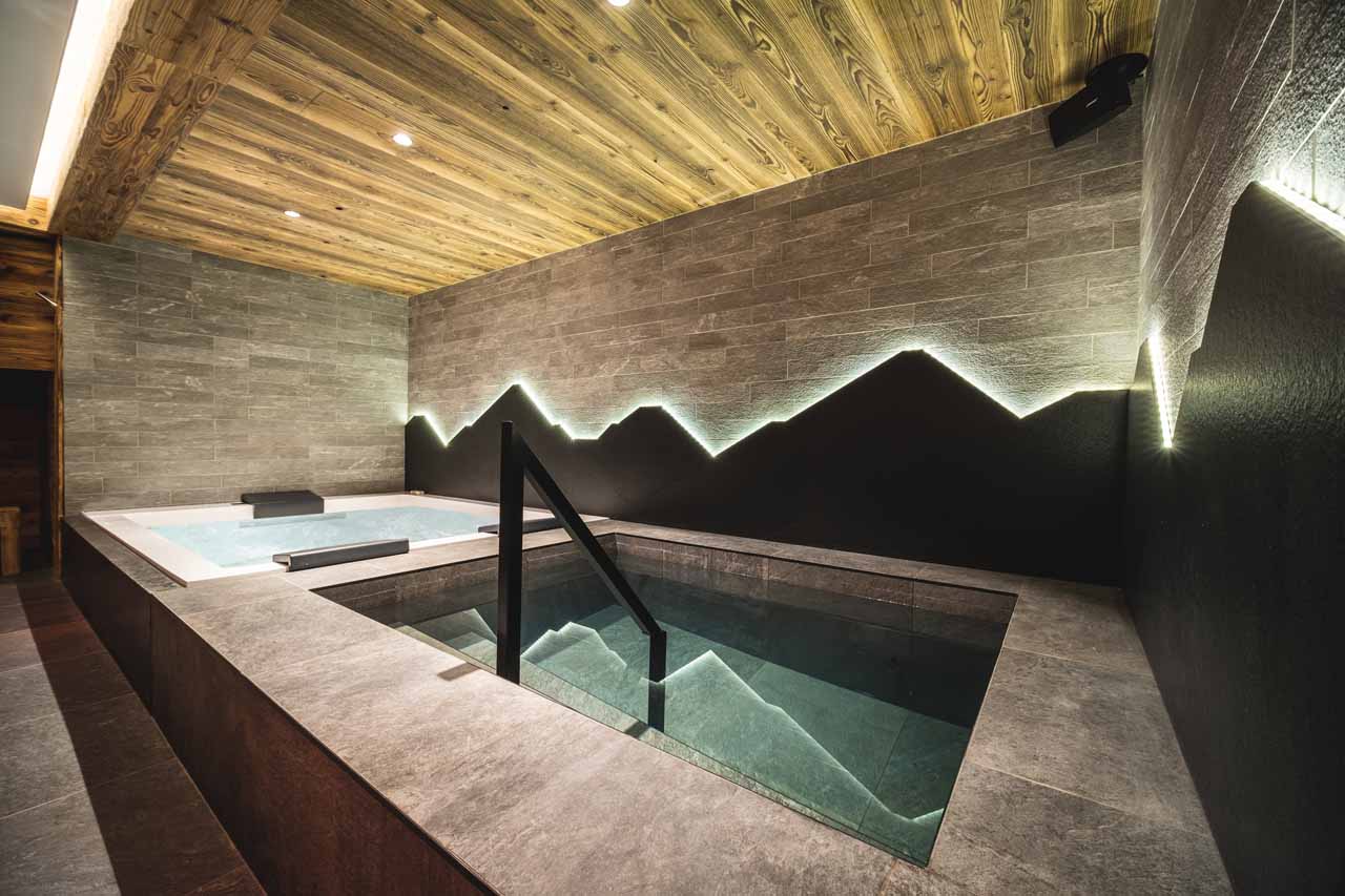 Cold pool at Chalet Arolla in Tignes