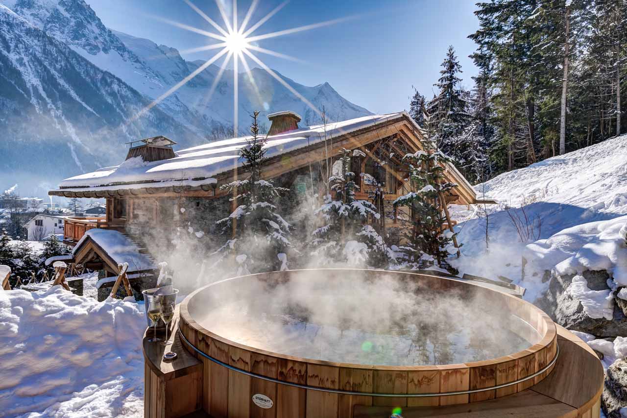 Chalet with hot tub
