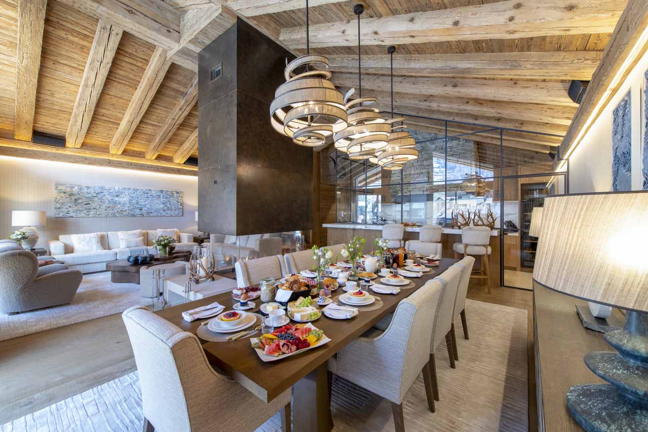Open plan dining area of Chalet Elbrus in Zermatt