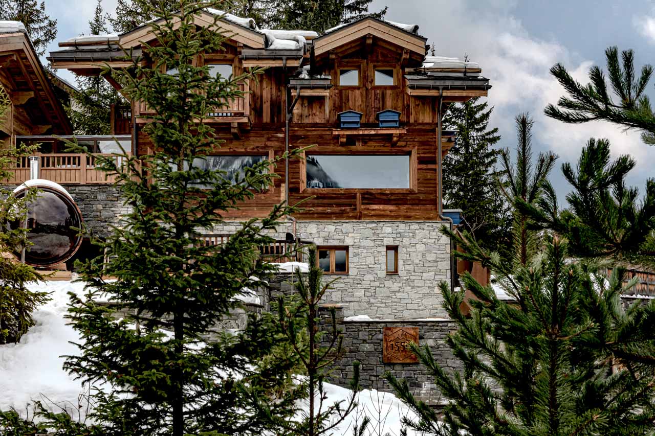 Exterior of Chalet Le 1550 in Courchevel