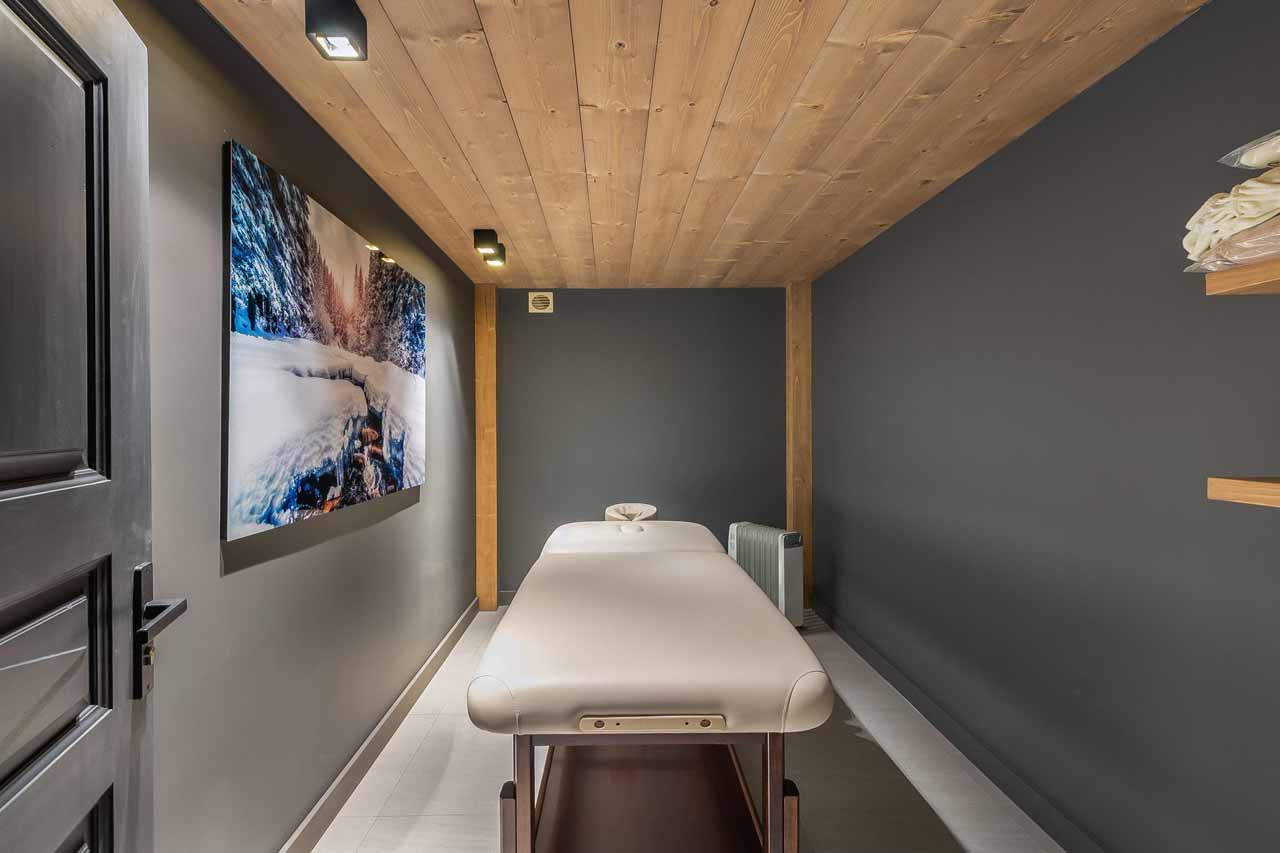 Massage room at Chalet Les Morilles in Meribel