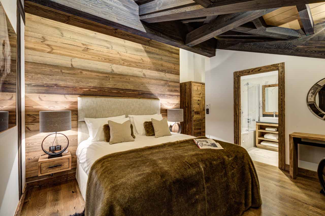 Master suite on top floor at Chez Bugi in St Martin de Belleville