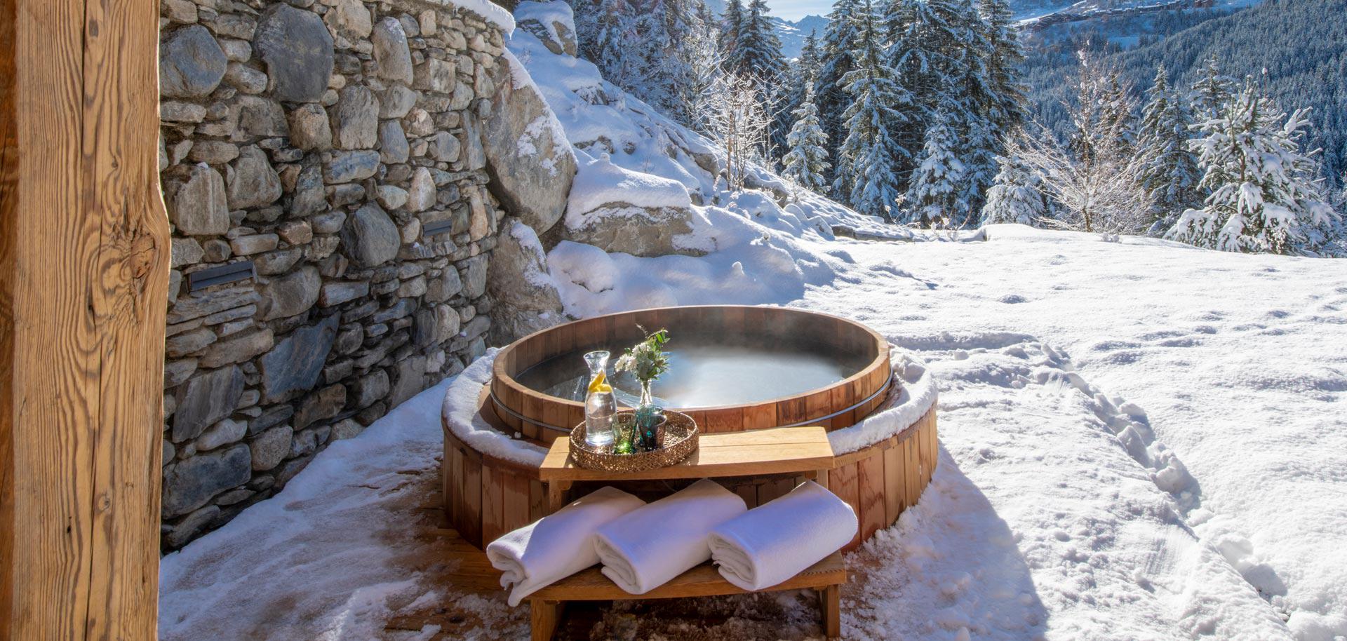 Hot tub at Domaine de l'Orme in Meribel