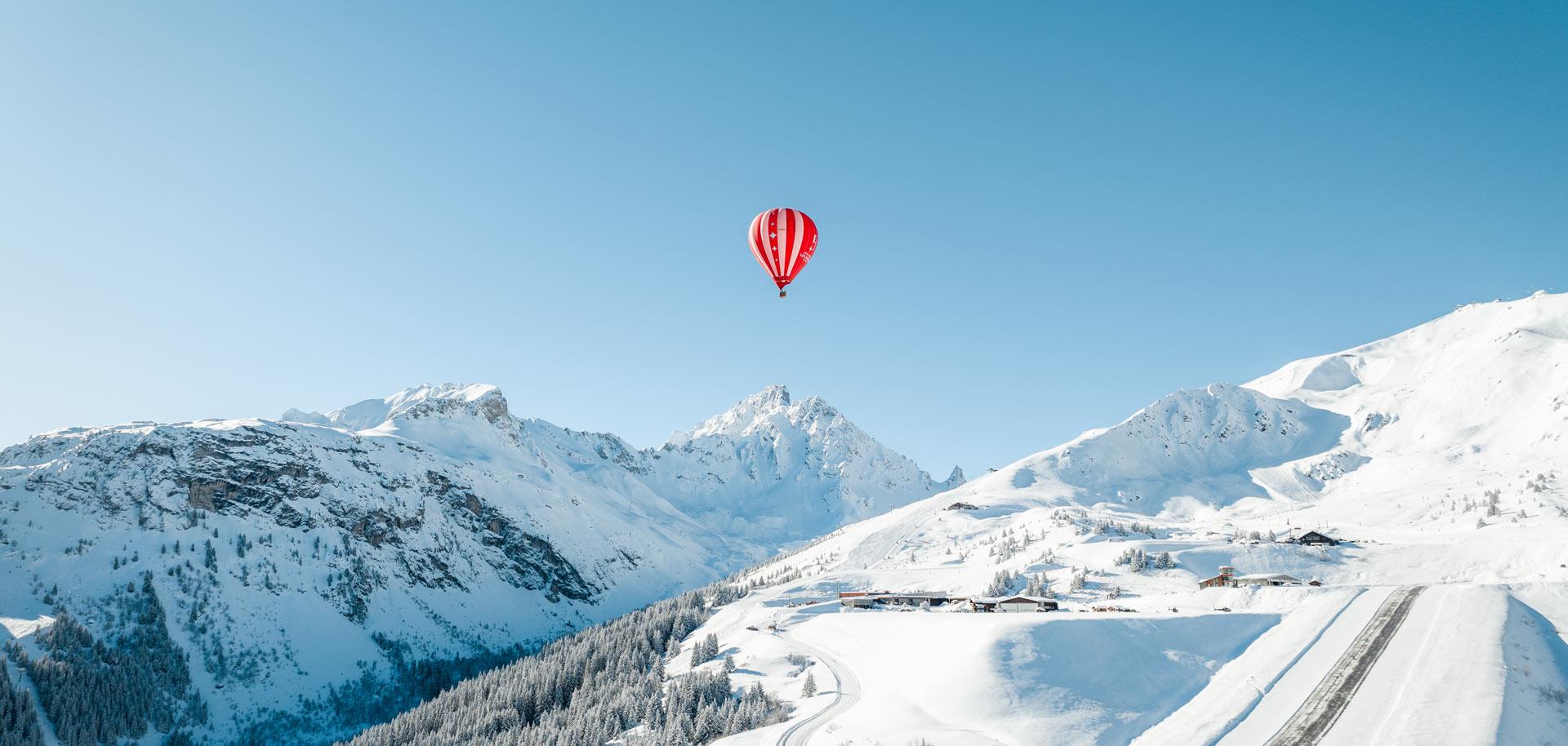 Hot air balloon in courchevel