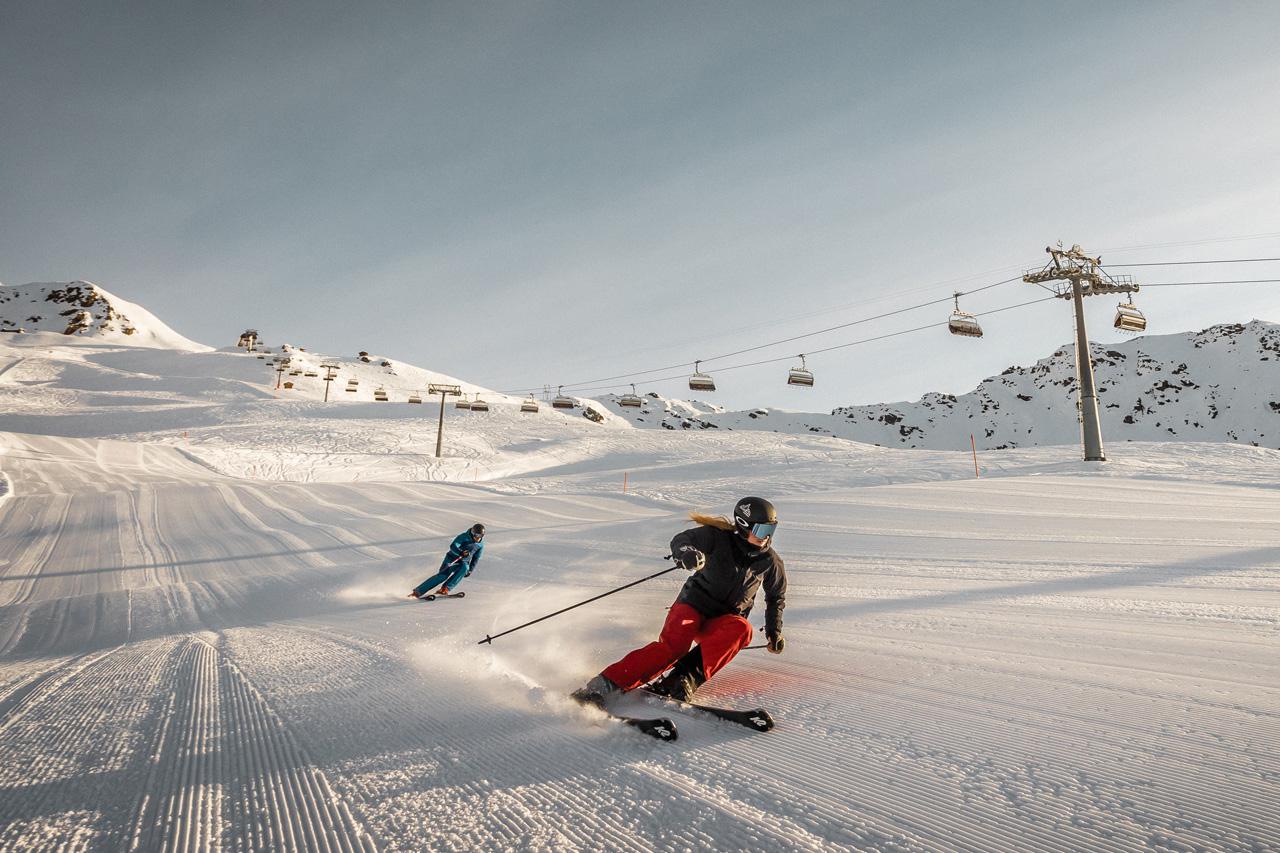 Intermediate skiing in Klosters