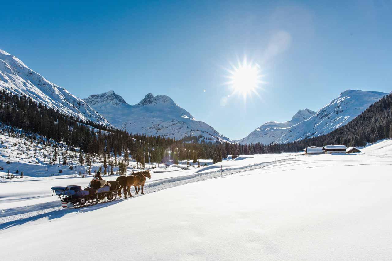 Horse and carriage ride in Lech