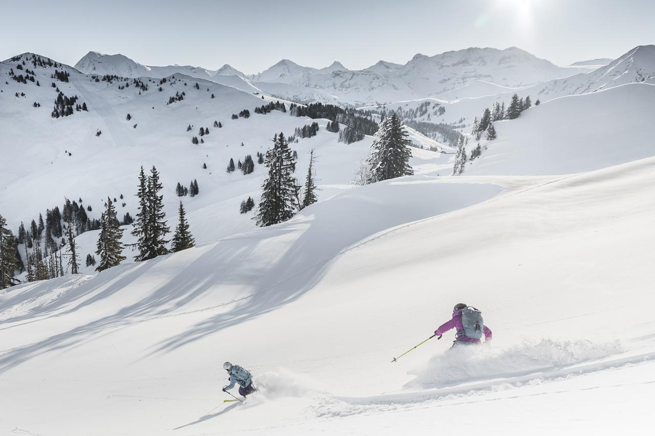 Intermediate skiing in Gstaad