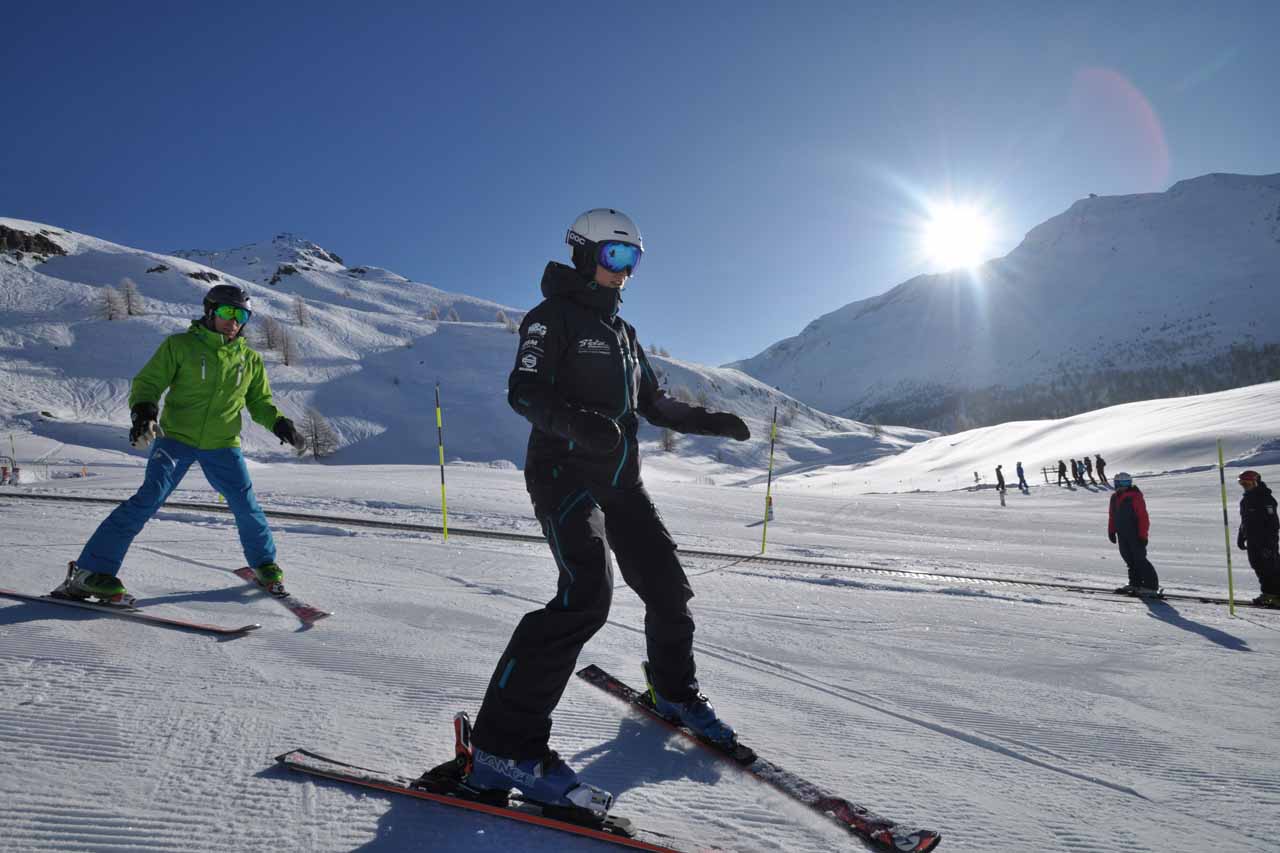 Stoked ski school in Zermatt
