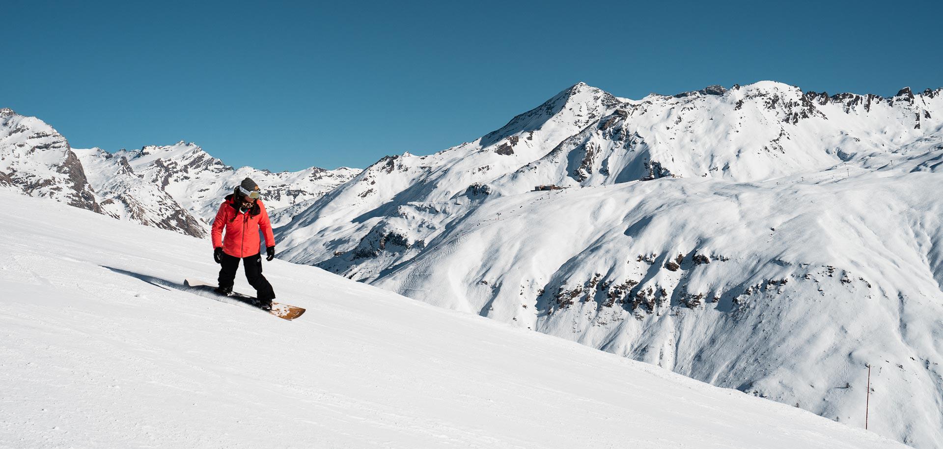 Snowboarding in Val d'Isere