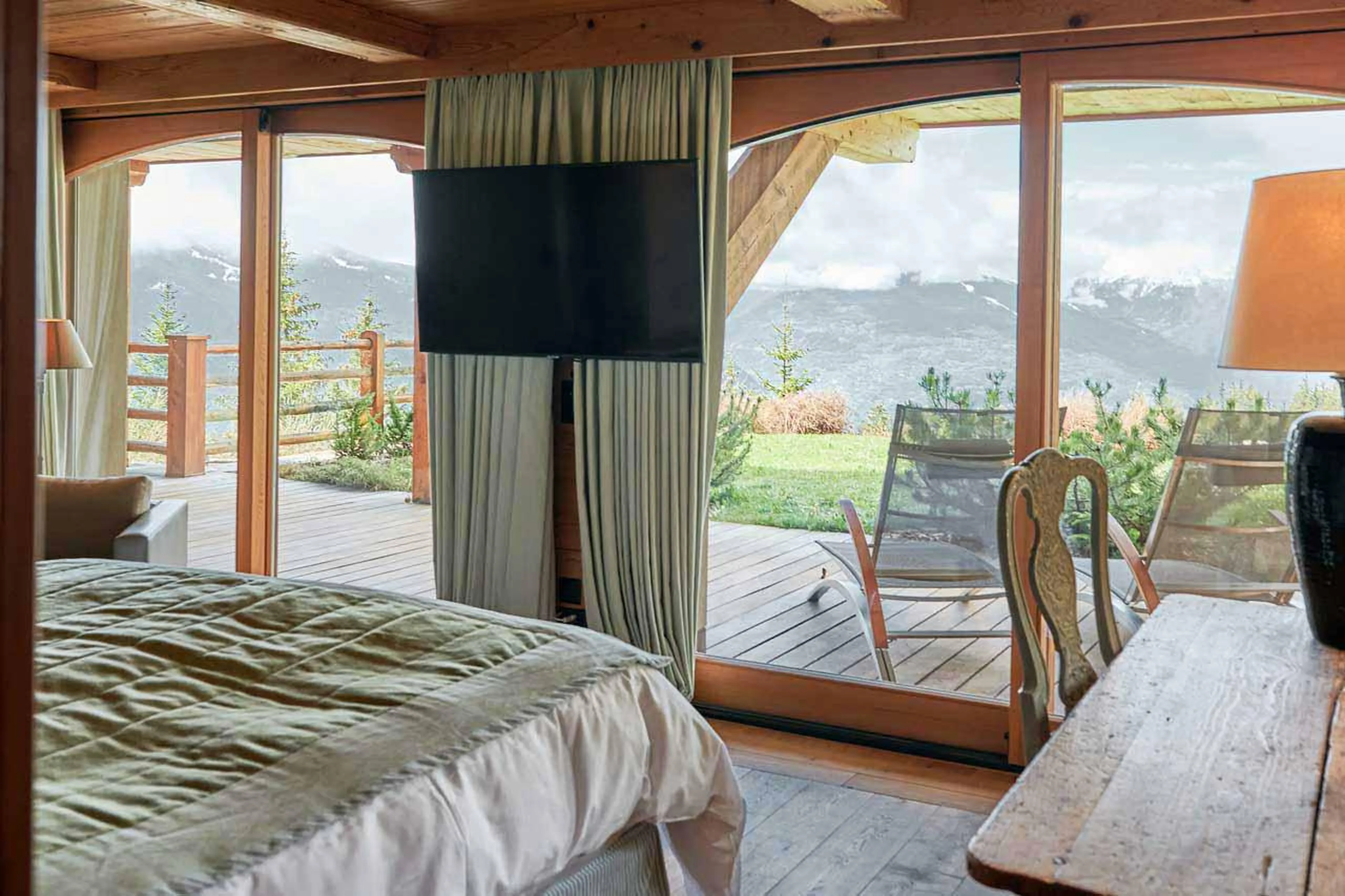 Master bedroom view in Prestige Apartment LeCrans