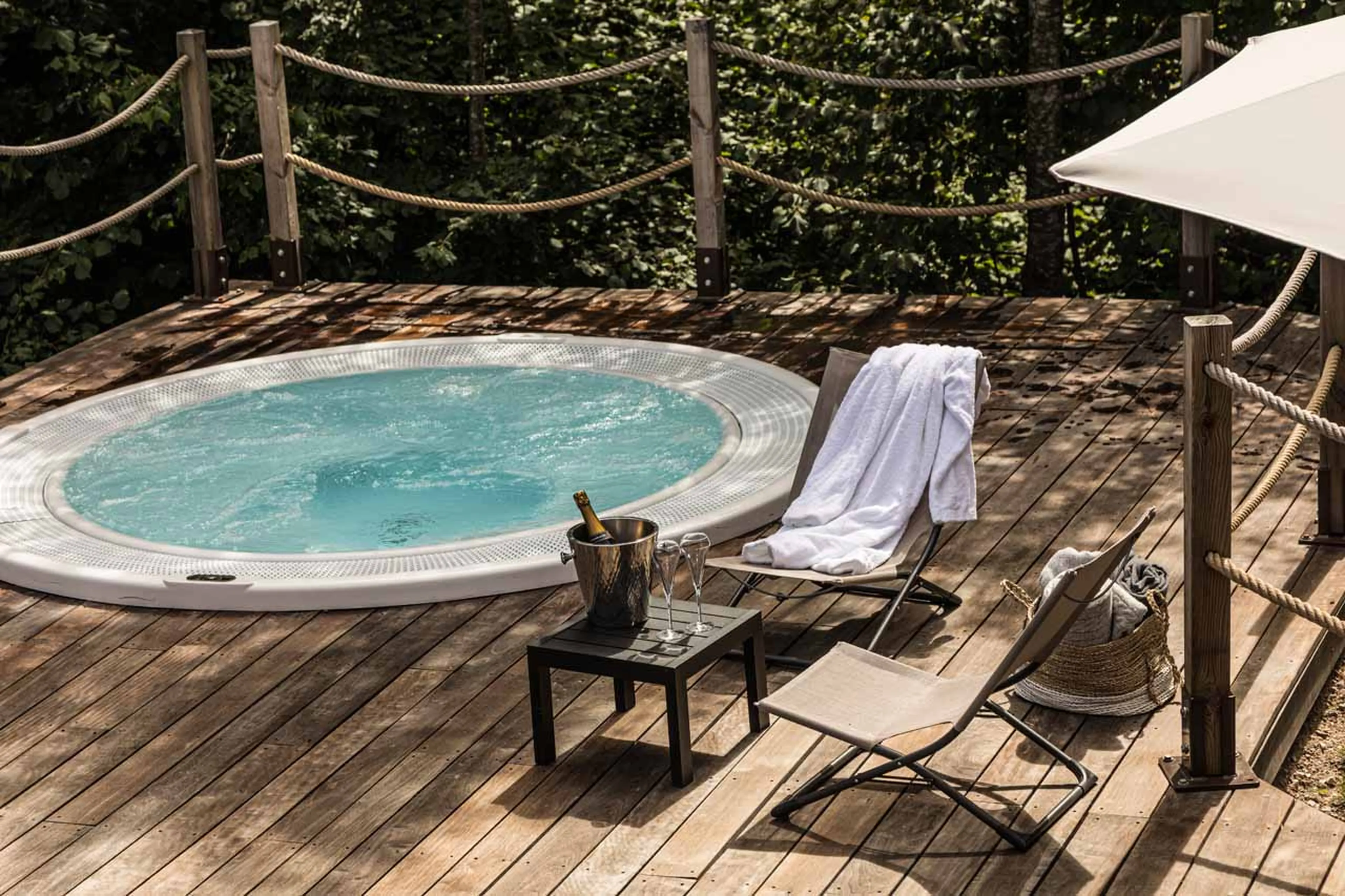 Jacuzzi at Chalet Joux Plane in Morzine in summer