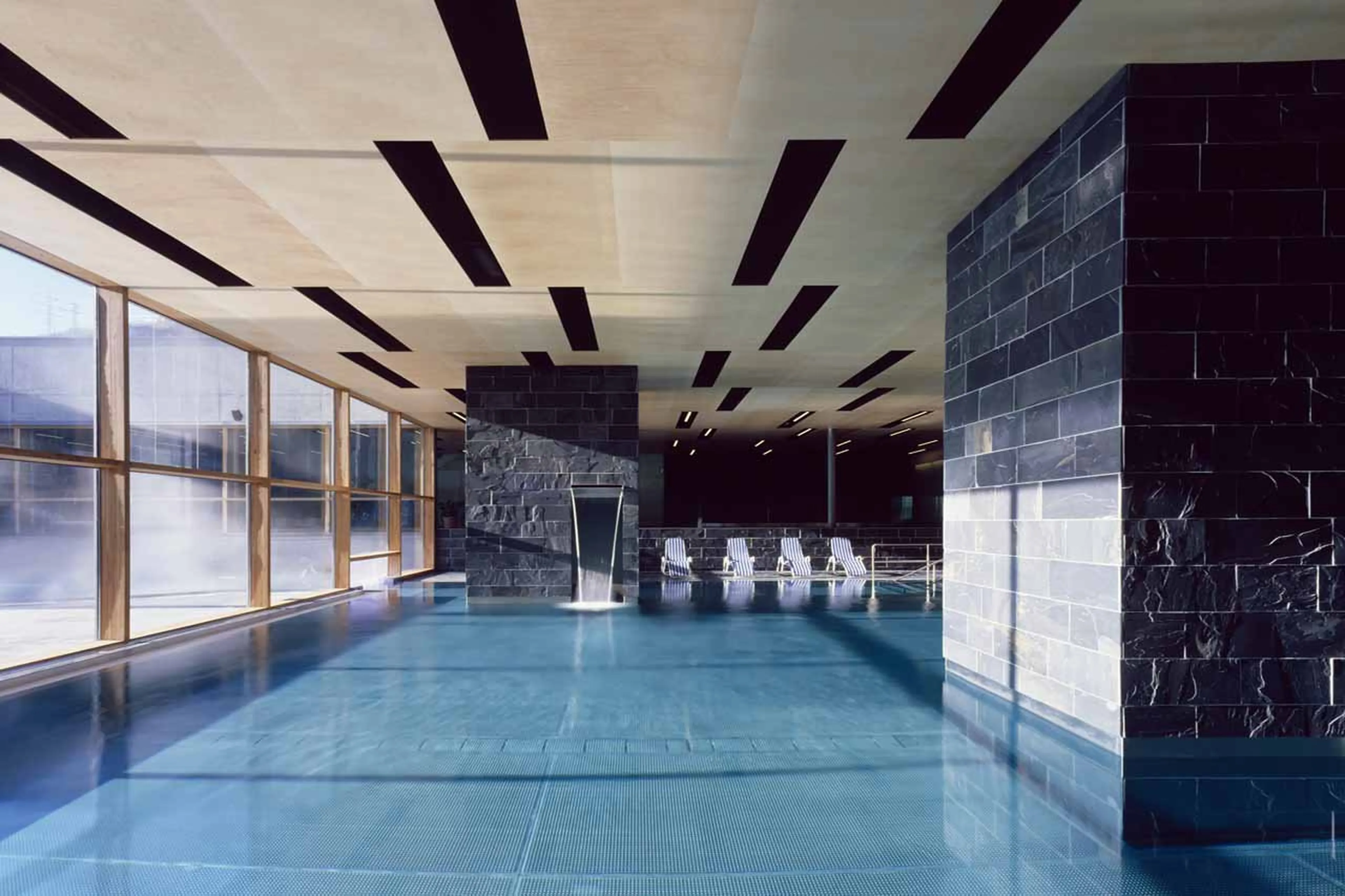 Arlberg Wellcom interior pool