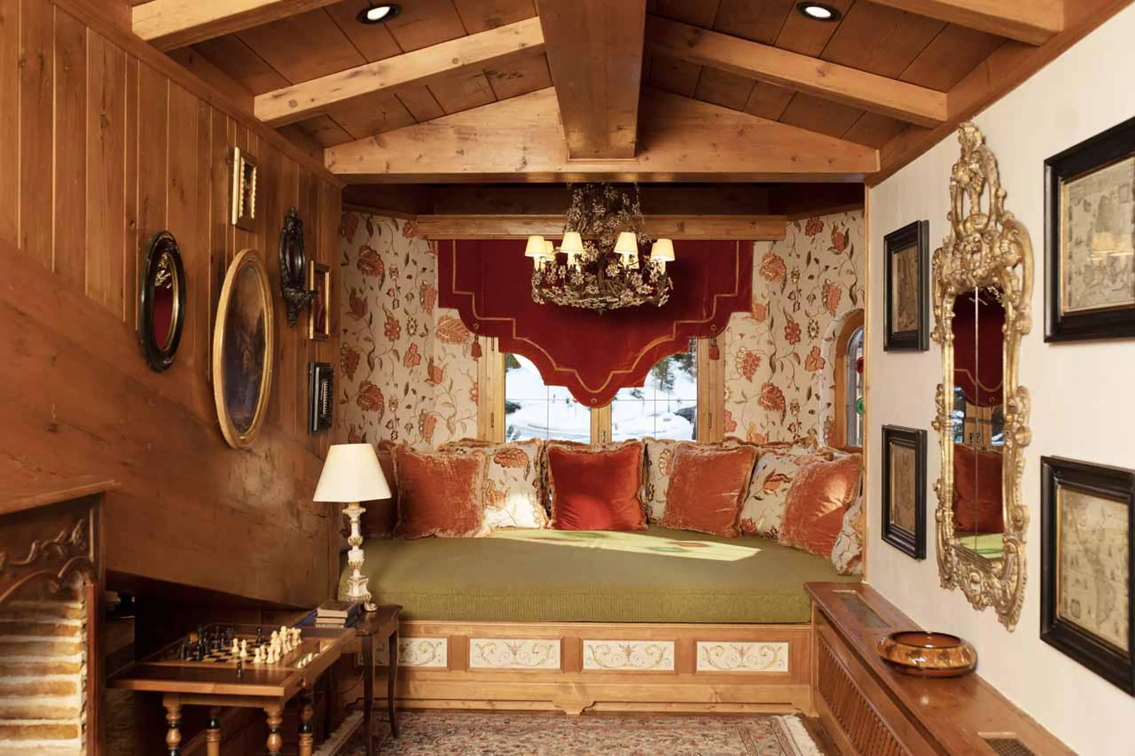 Reading corner in Penthouse Les Airelles in Courchevel 1850