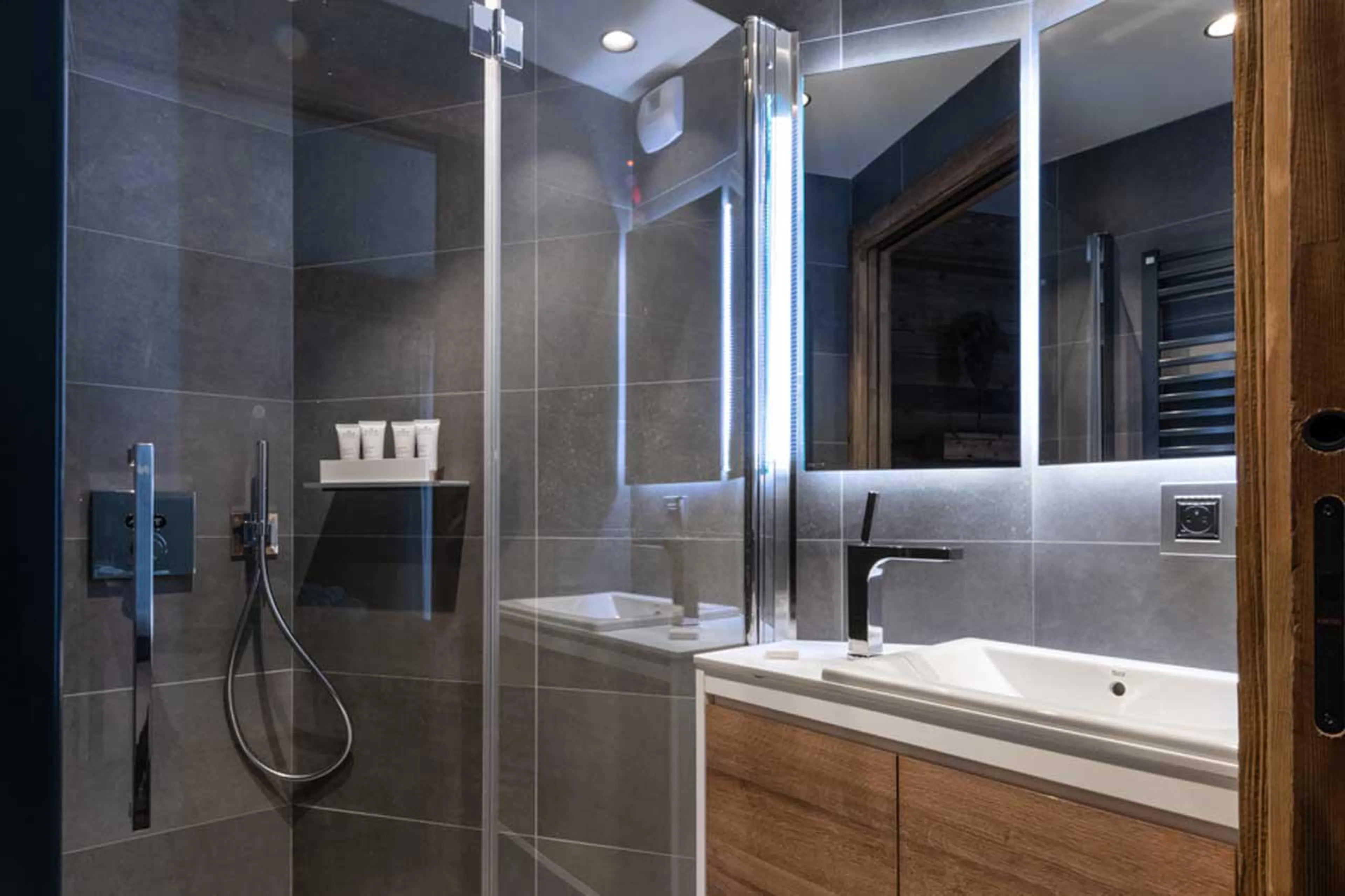 En-suite shower room in Alaska Lodge 5, Val d'Isere