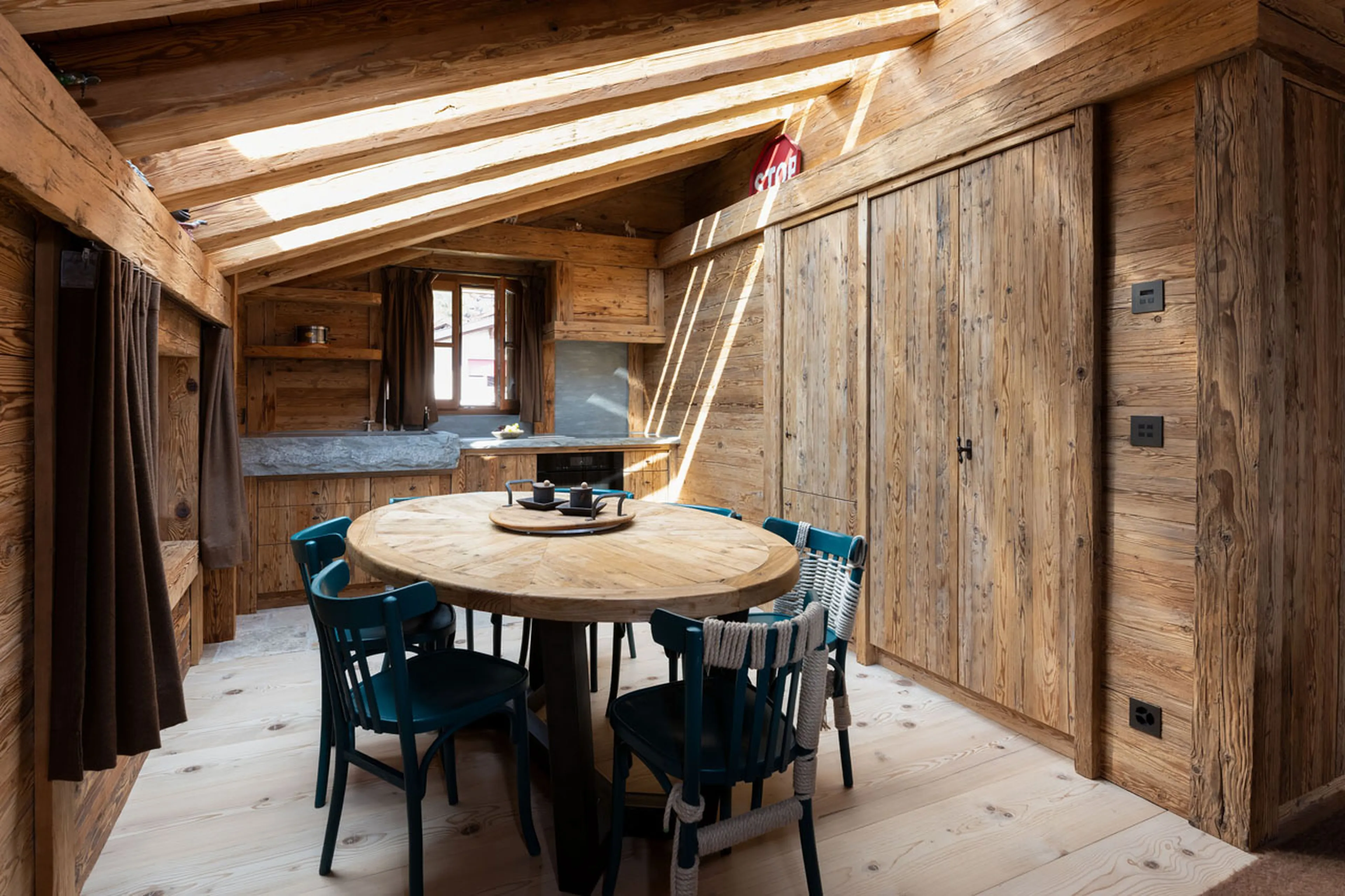 Second dining area at Alex Penthouse in Verbier