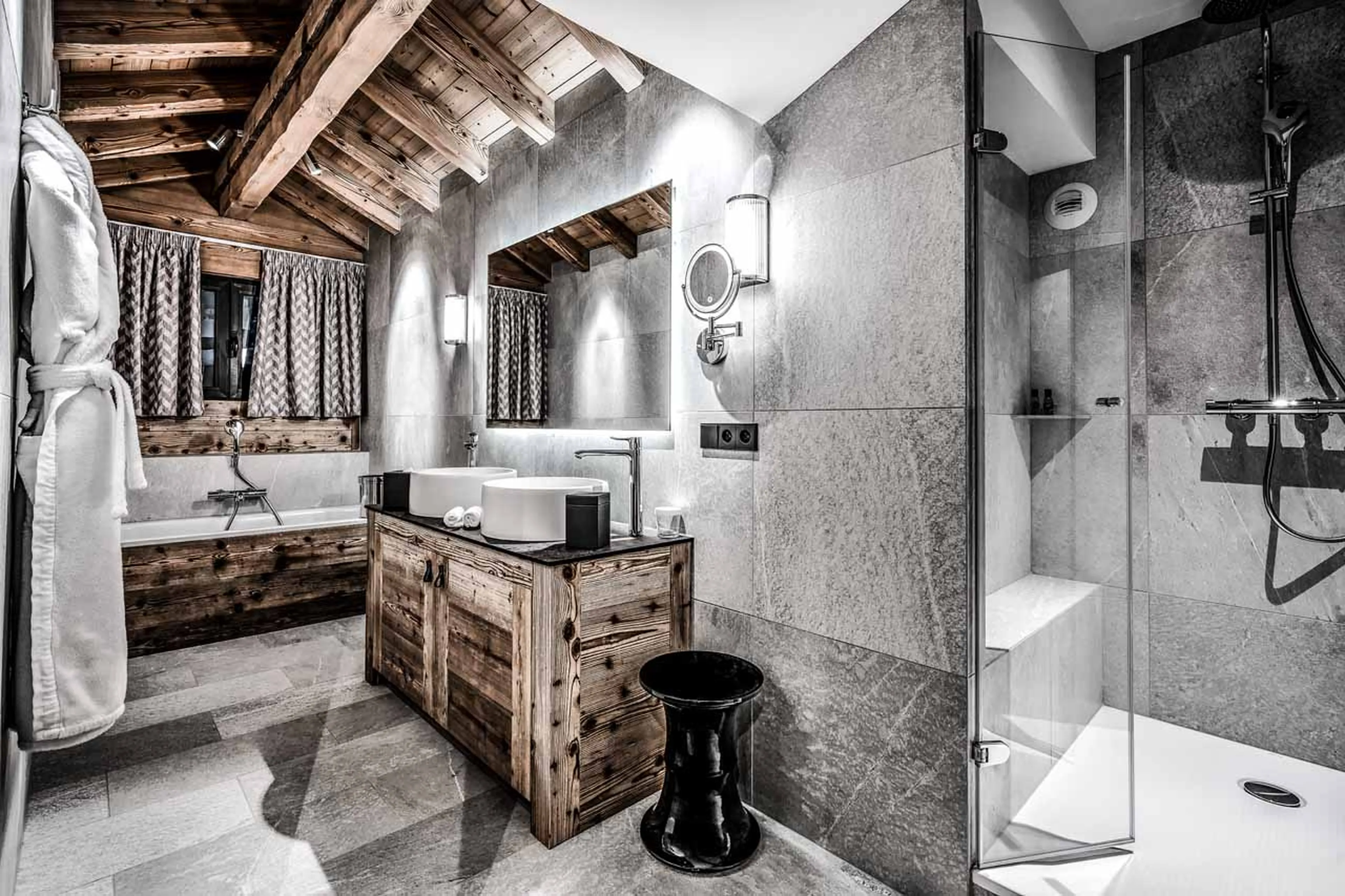Shower room at Apartment No. 209 in Courchevel 1850