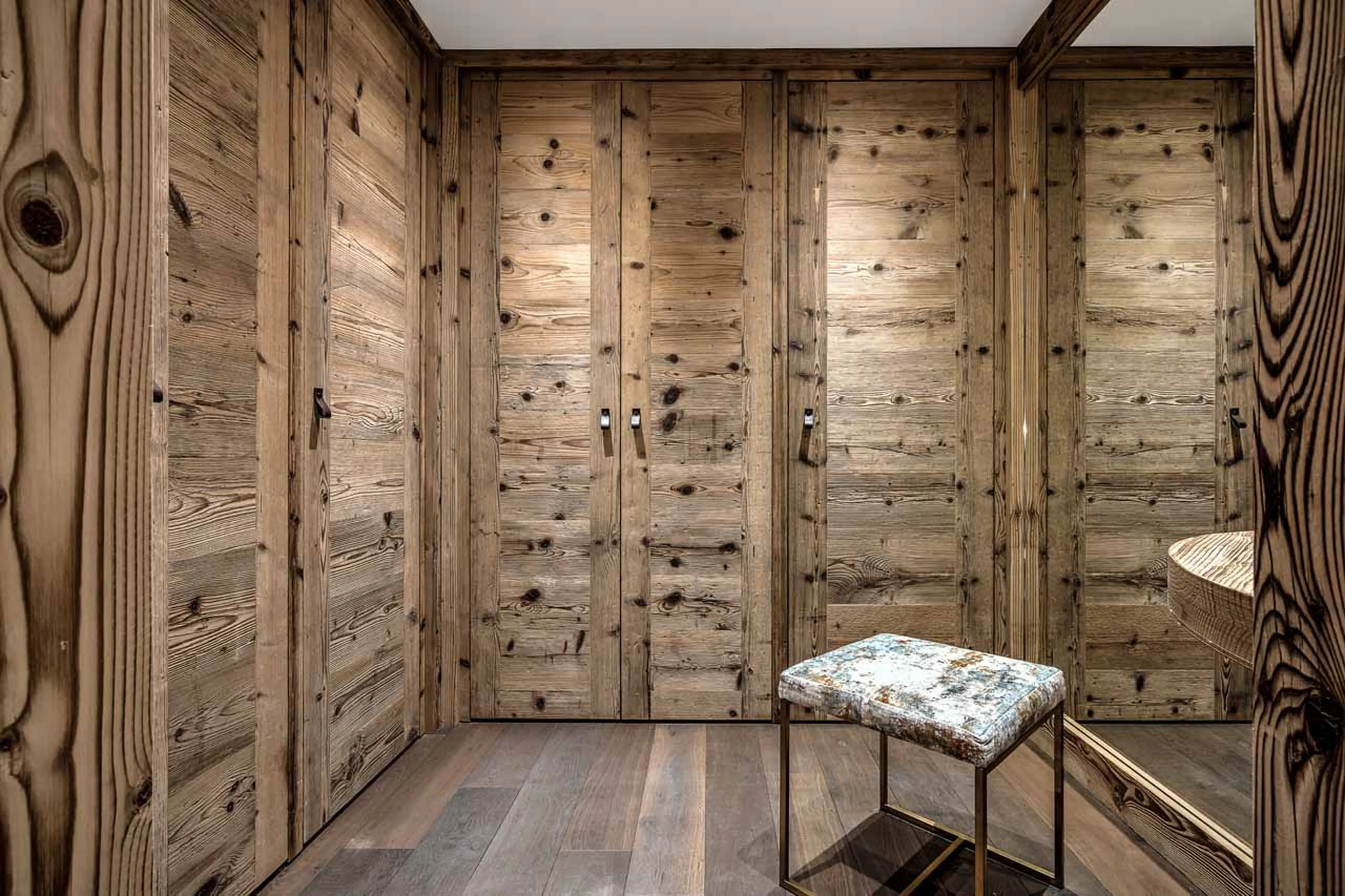 Wardrobe at Apartment No. 209 in Courchevel 1850