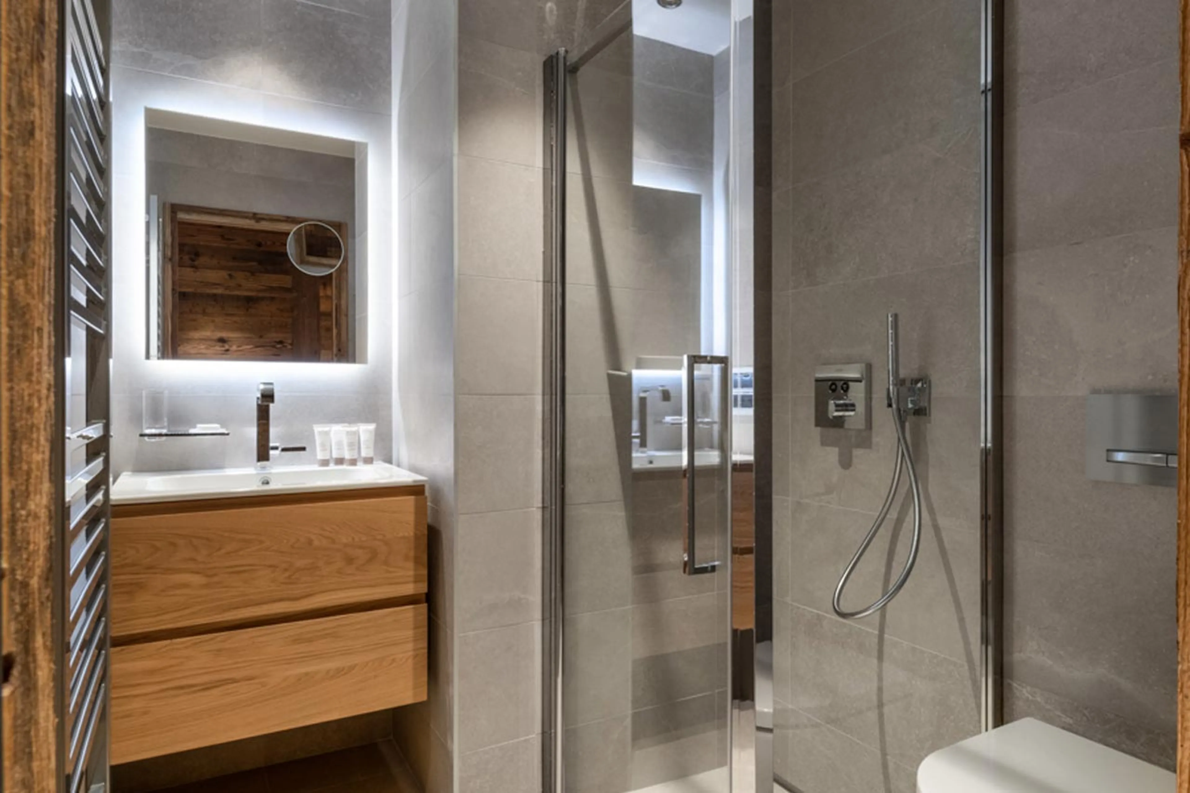 Bathroom three at Alaska Lodge 2 in Val d'Isere