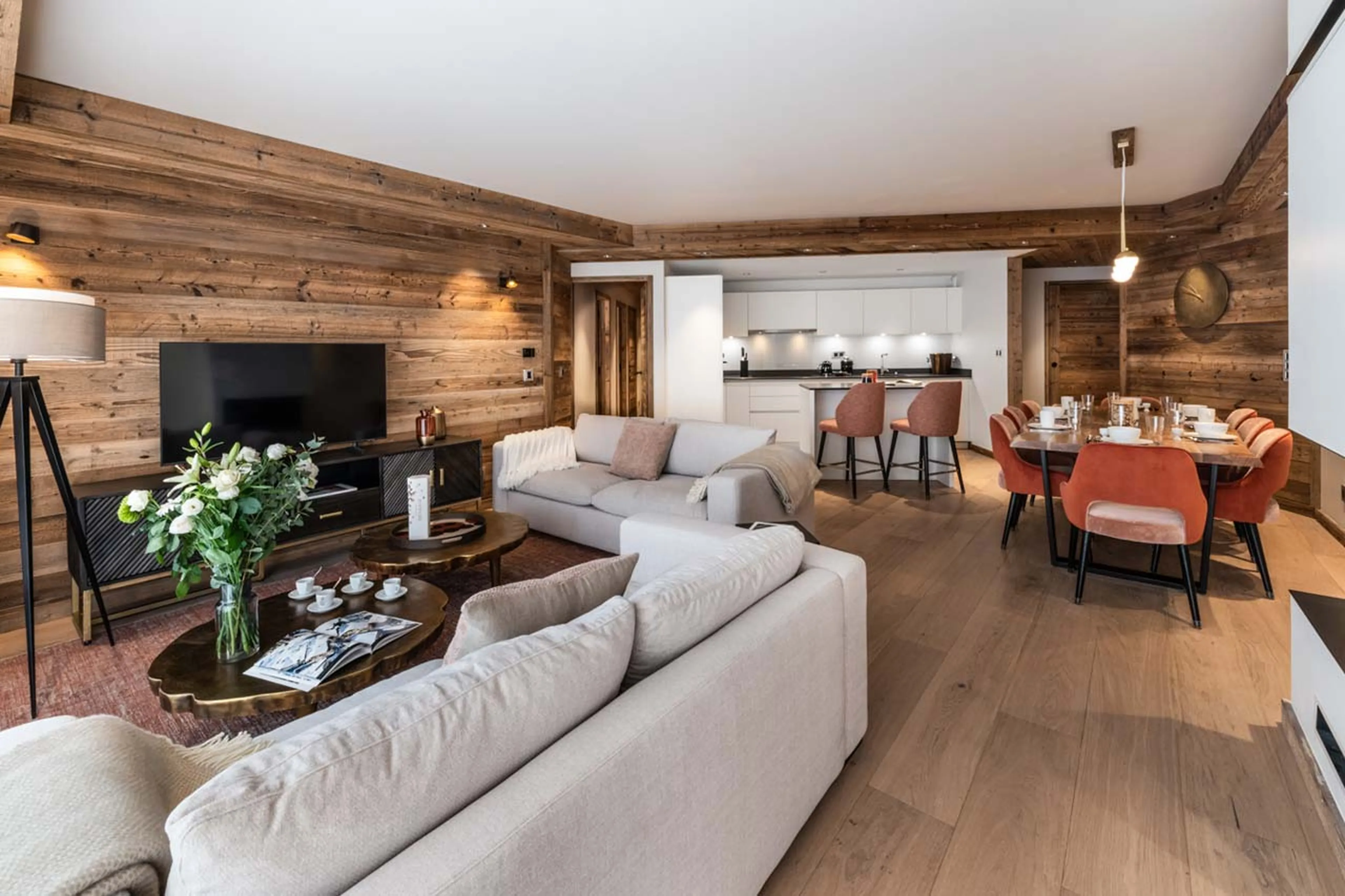 Open-plan living area of Alaska Lodge 2 in Val d'Isere