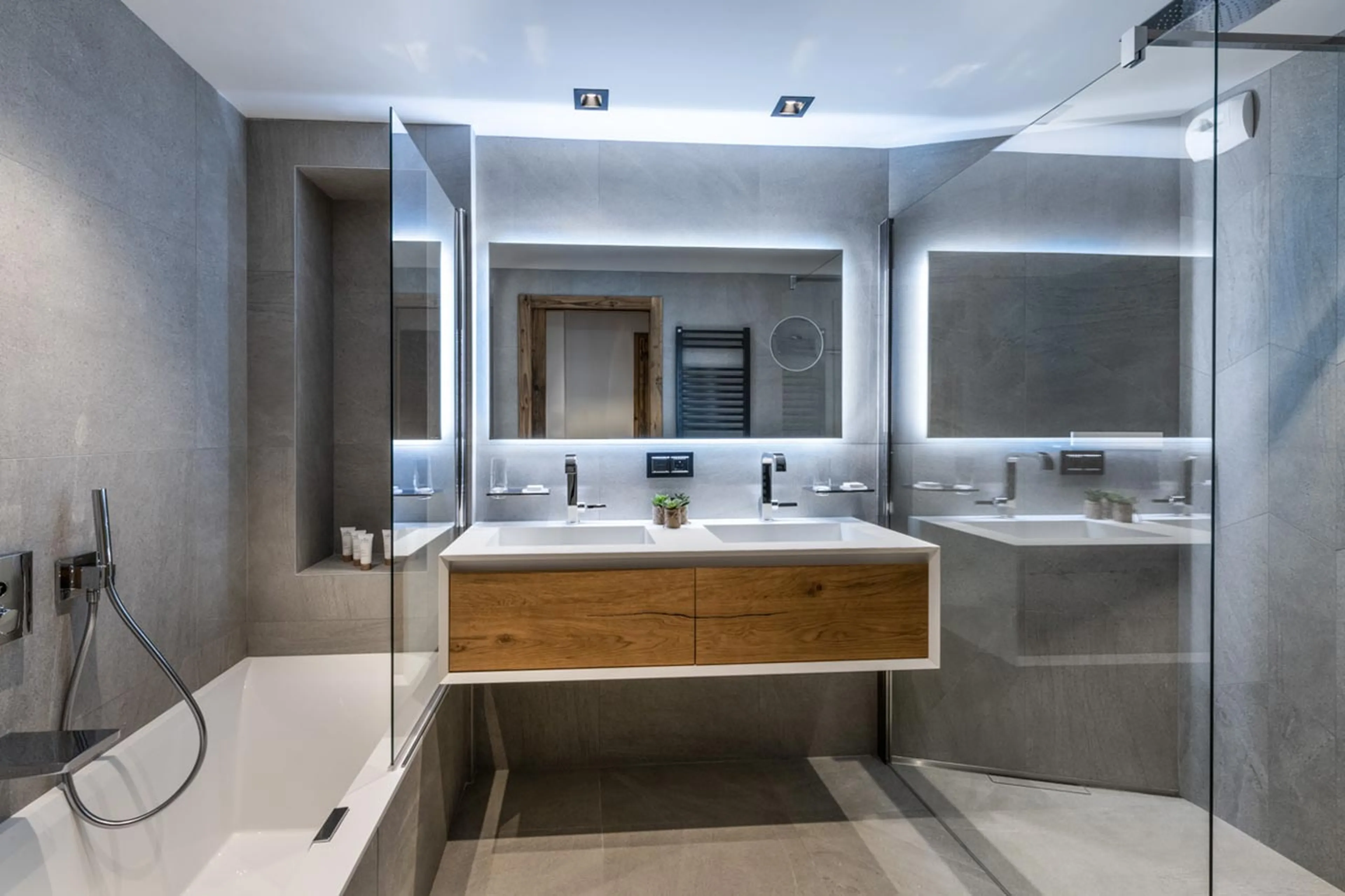 Bathroom at Alaska Lodge 4 in Val d'Isere