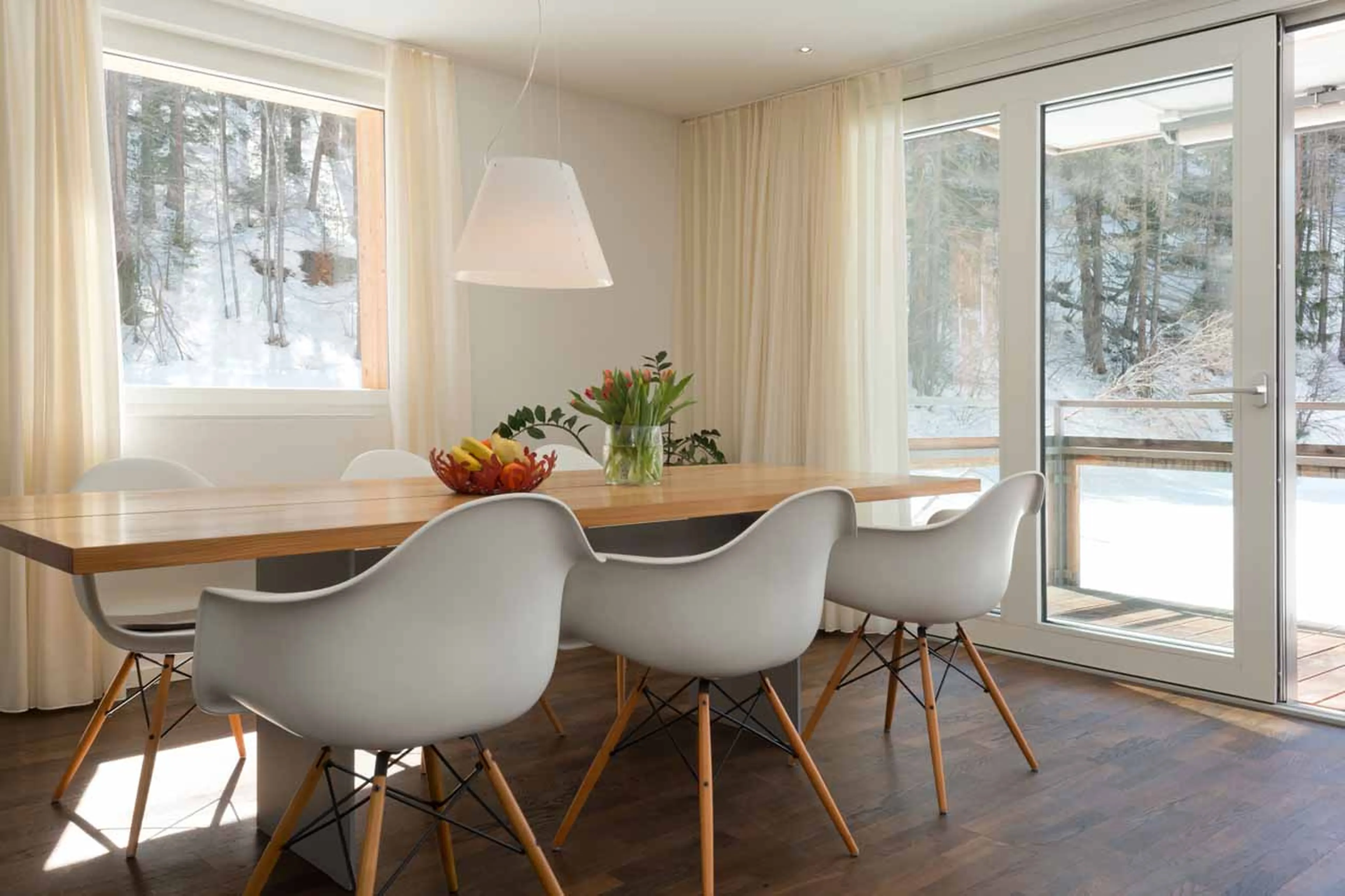 Dining area at Apartment Altesse 2 in Zermatt