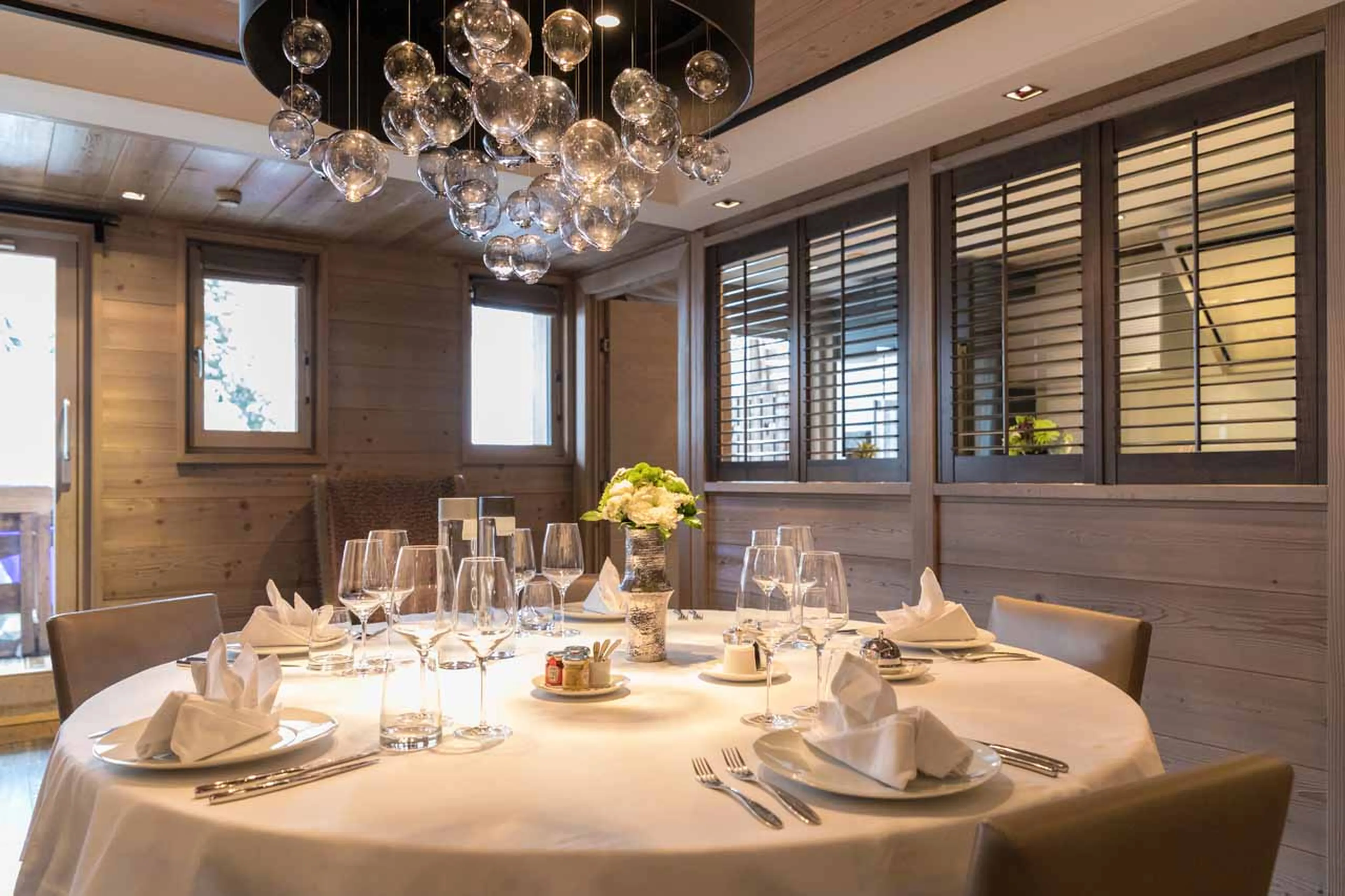 Dining table at Apartment Amethyst in Courchevel 1850