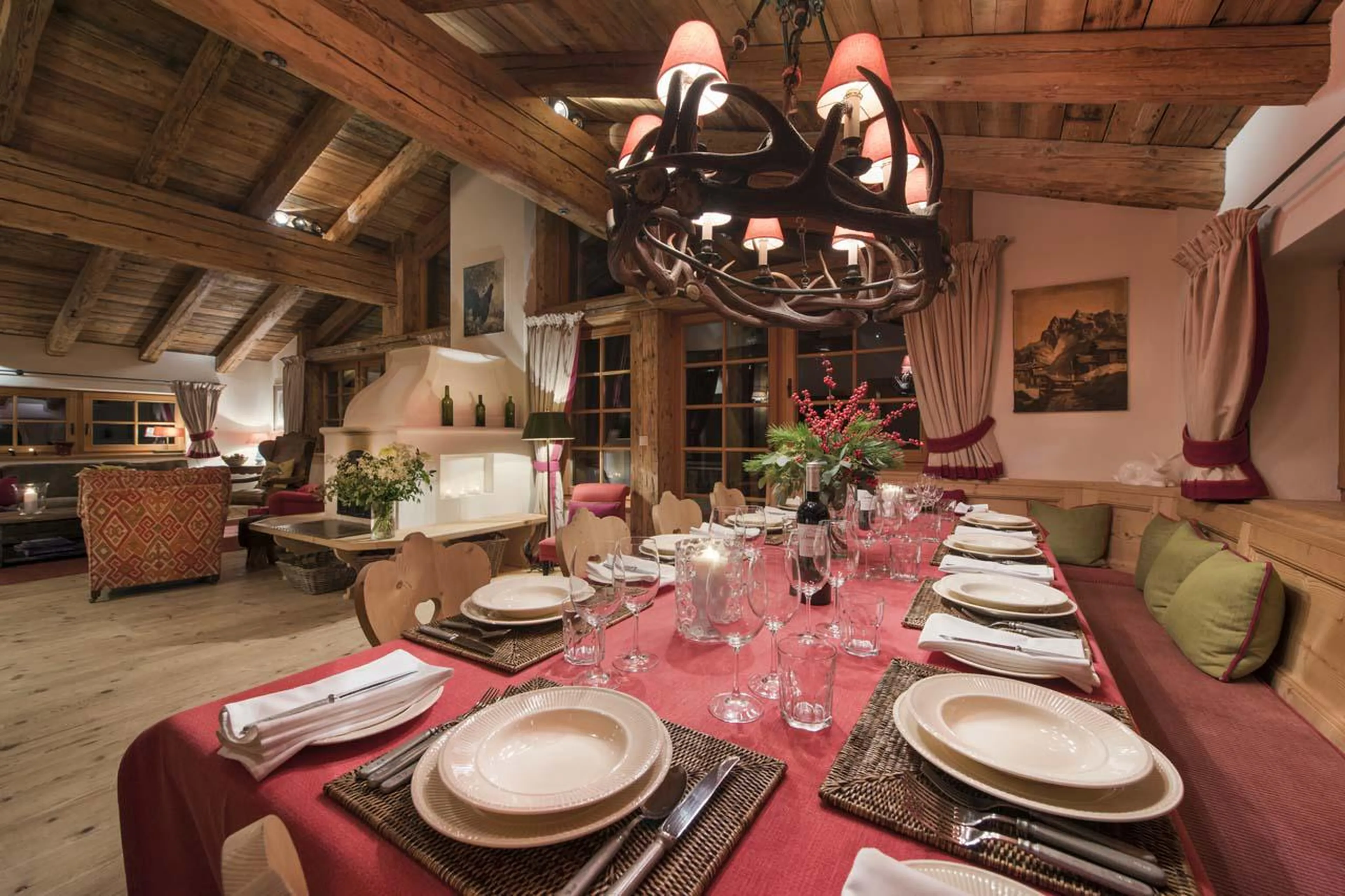 Spacious dining table at Apartment Antoinette in St Anton