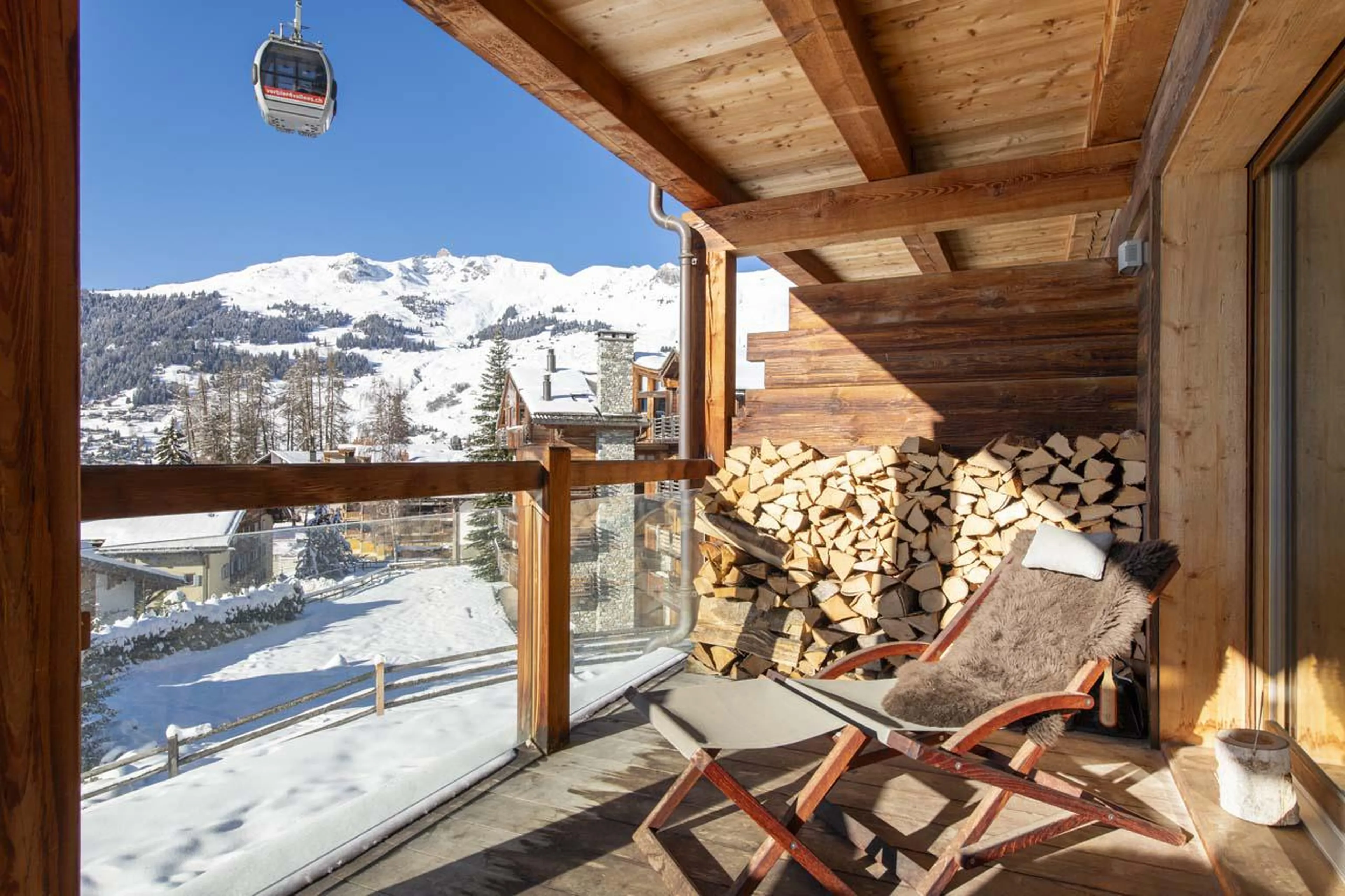 Outdoor seating at Apartment Basalte C13 in Verbier