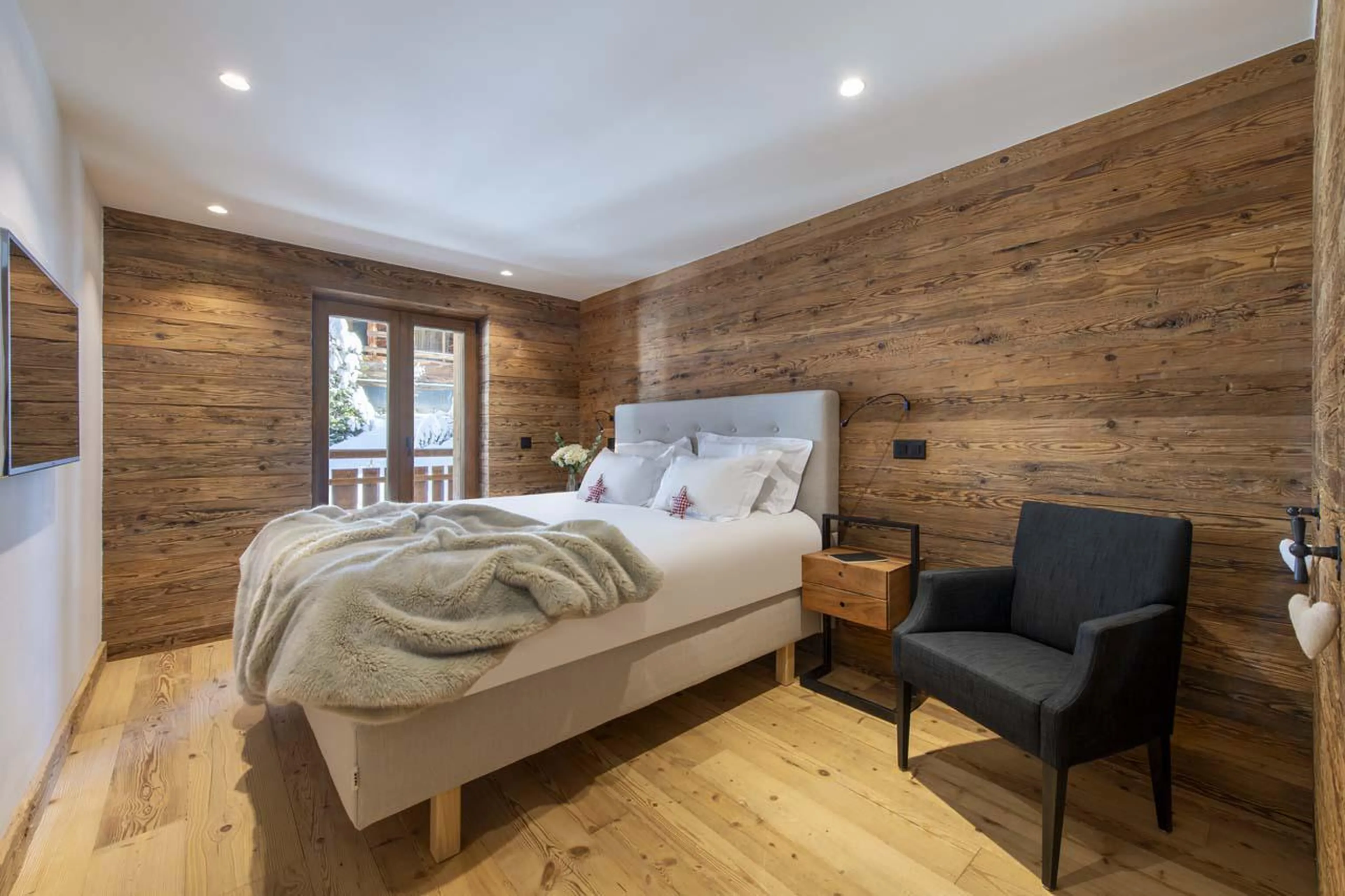 Master double bedroom at Apartment Basalte C13 in Verbier