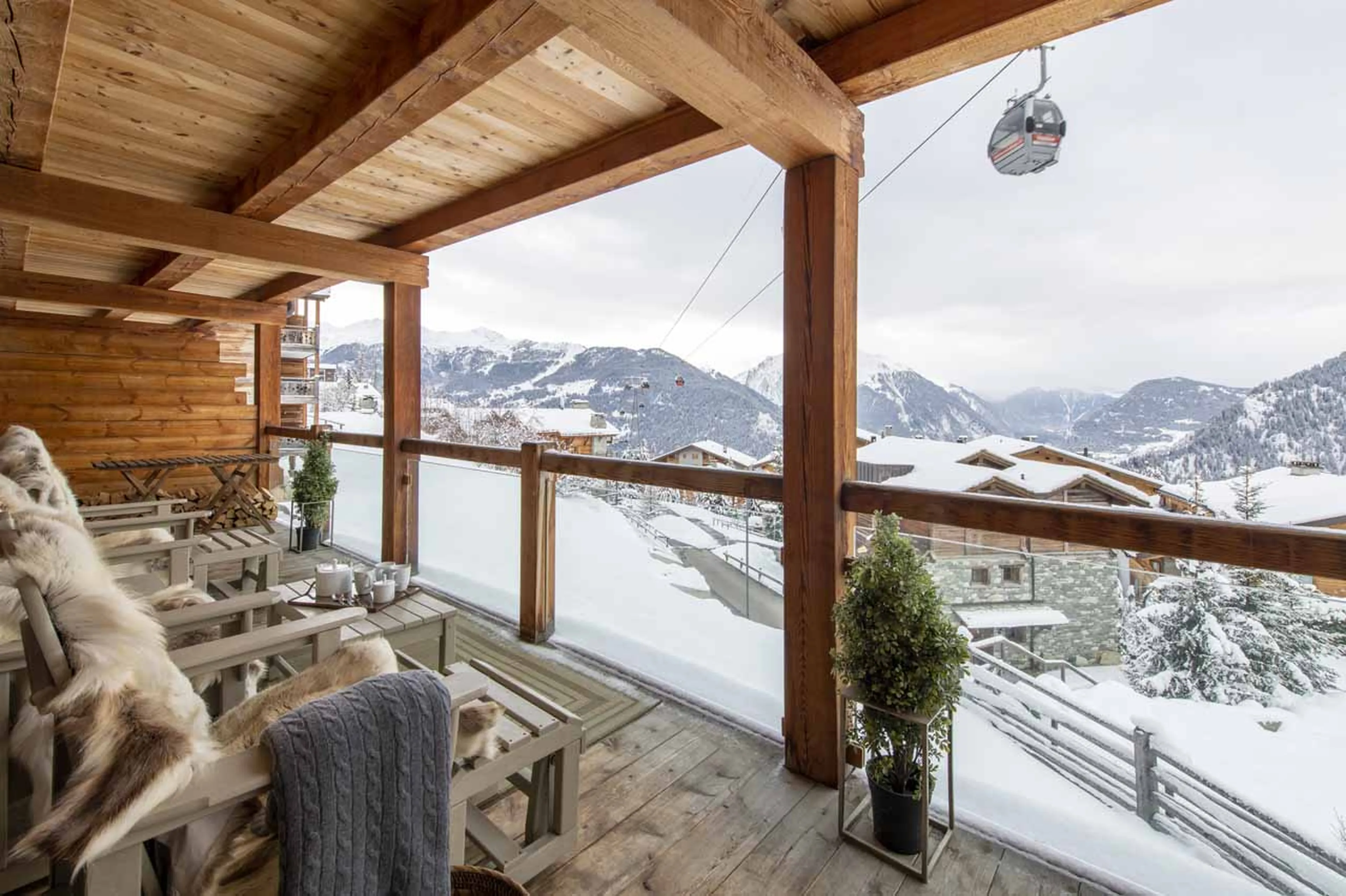 Balcony at Apartment Basalte in Verbier