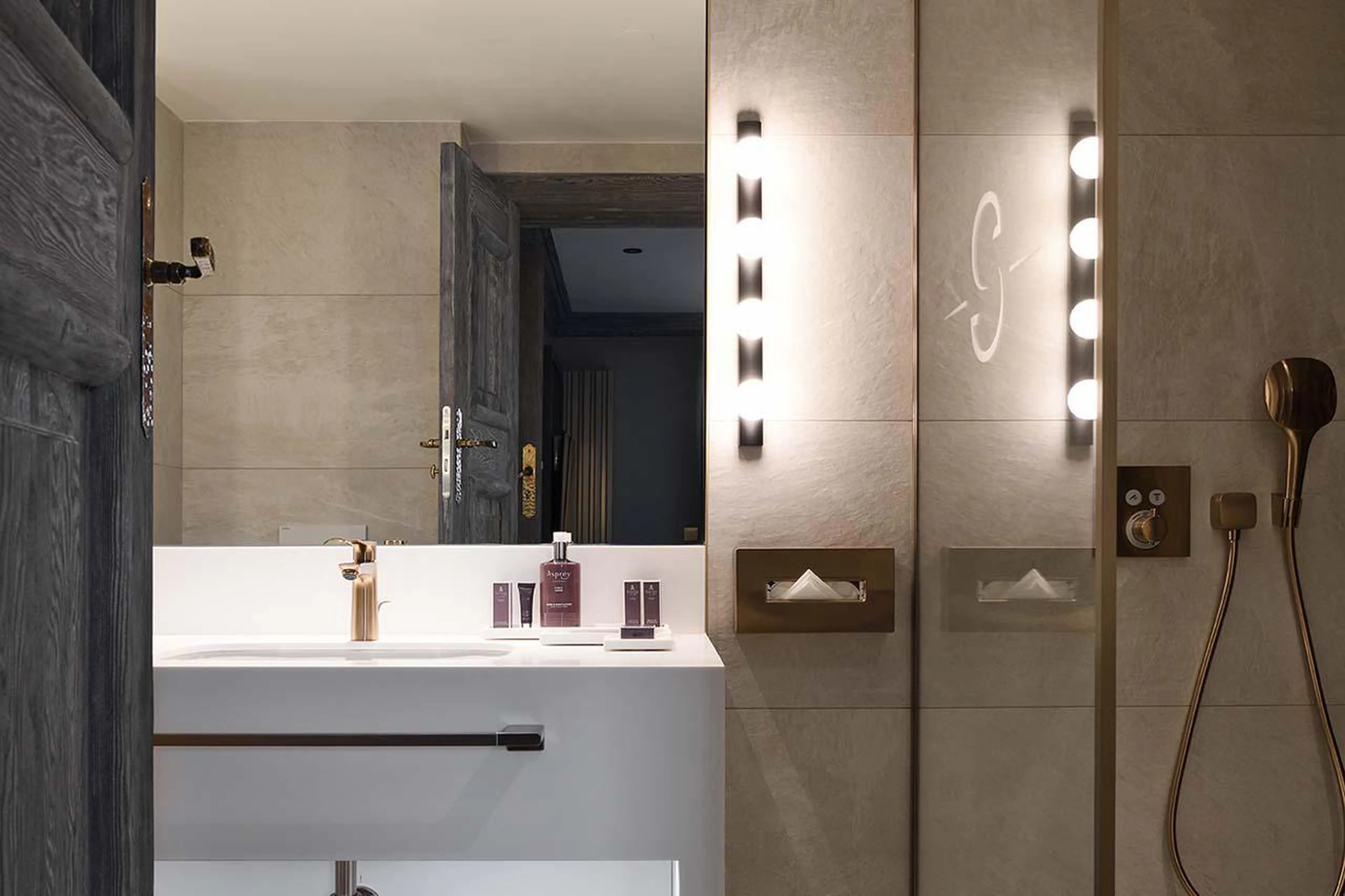 En-suite shower room at Apartment Belvedere in Courchevel 1850