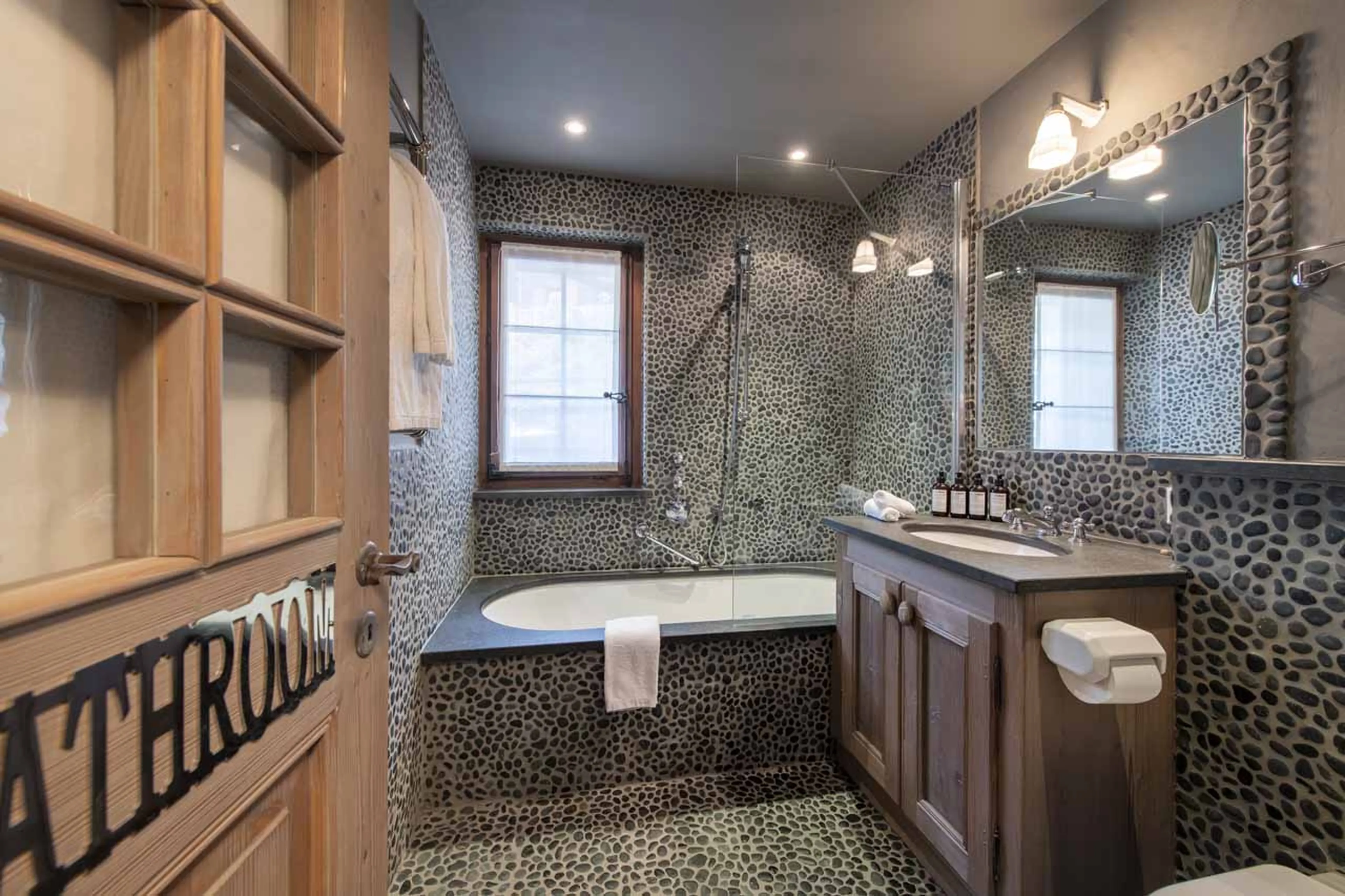 Bathroom two at Apartment Breithorn in Verbier