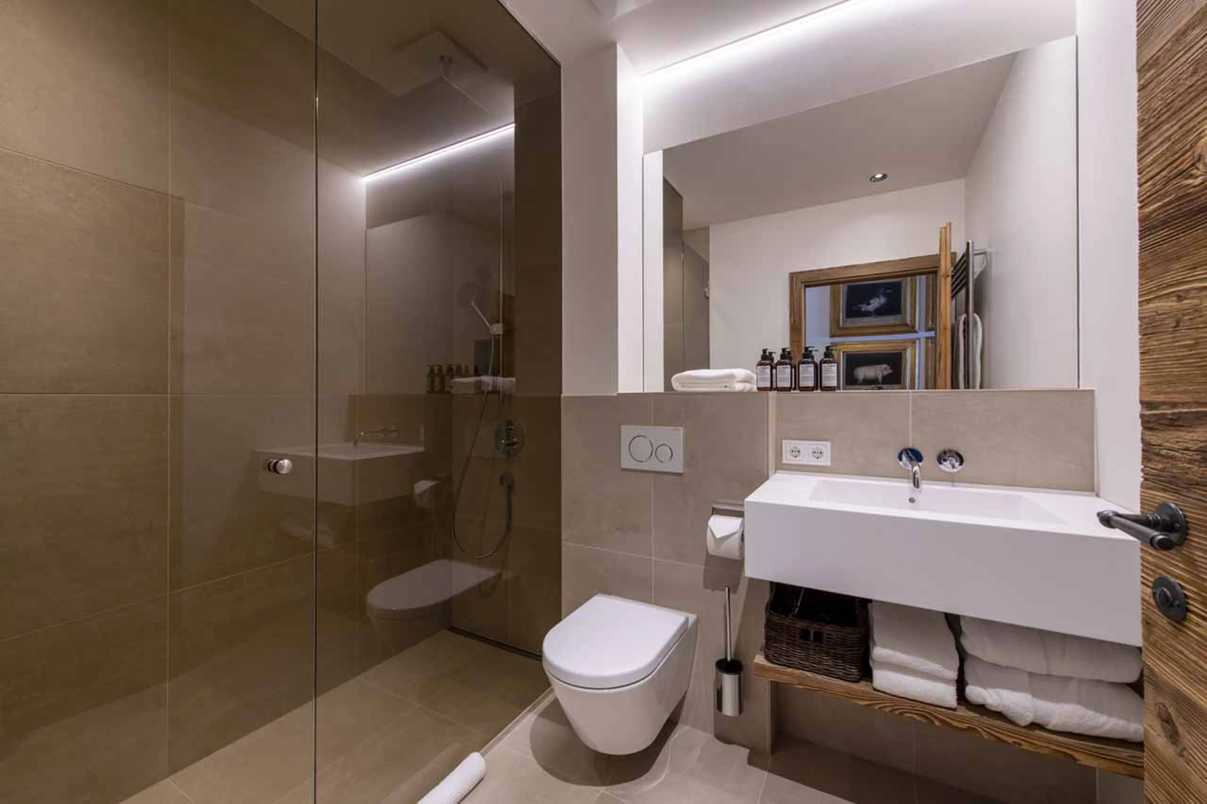 Shower room at Apartment Brunnenhof 11 in Lech