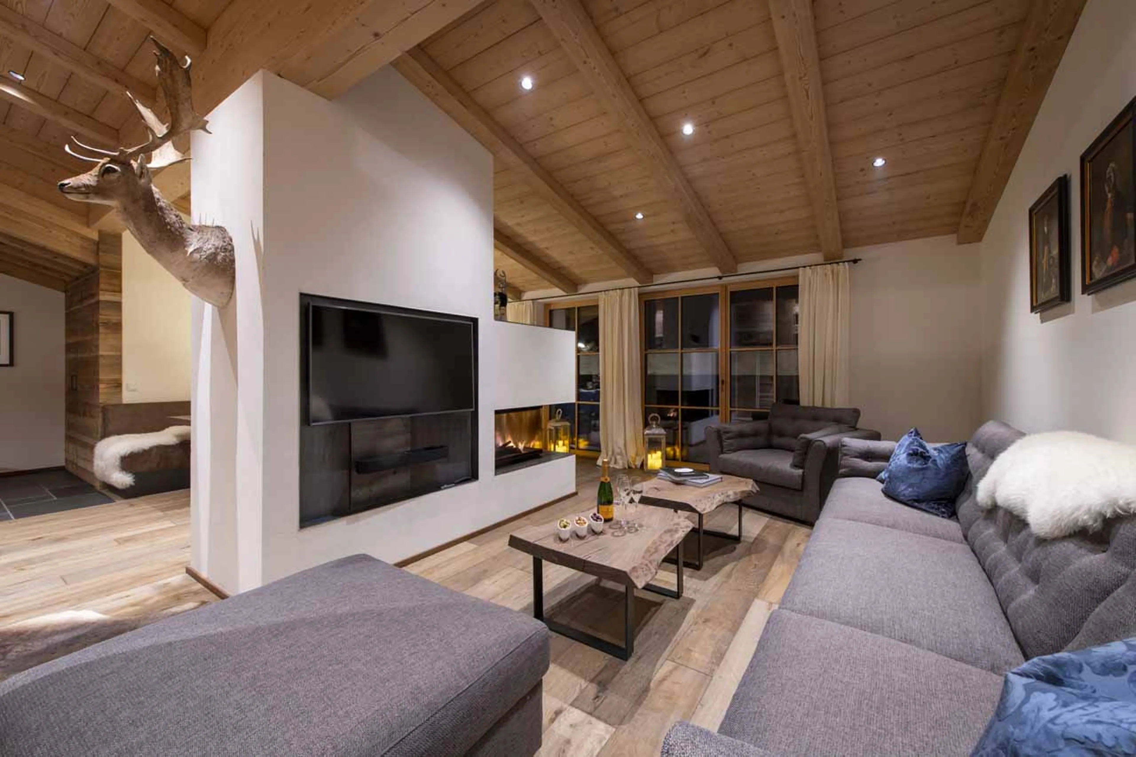 Fireplace at Apartment Brunnenhof 11 in Lech