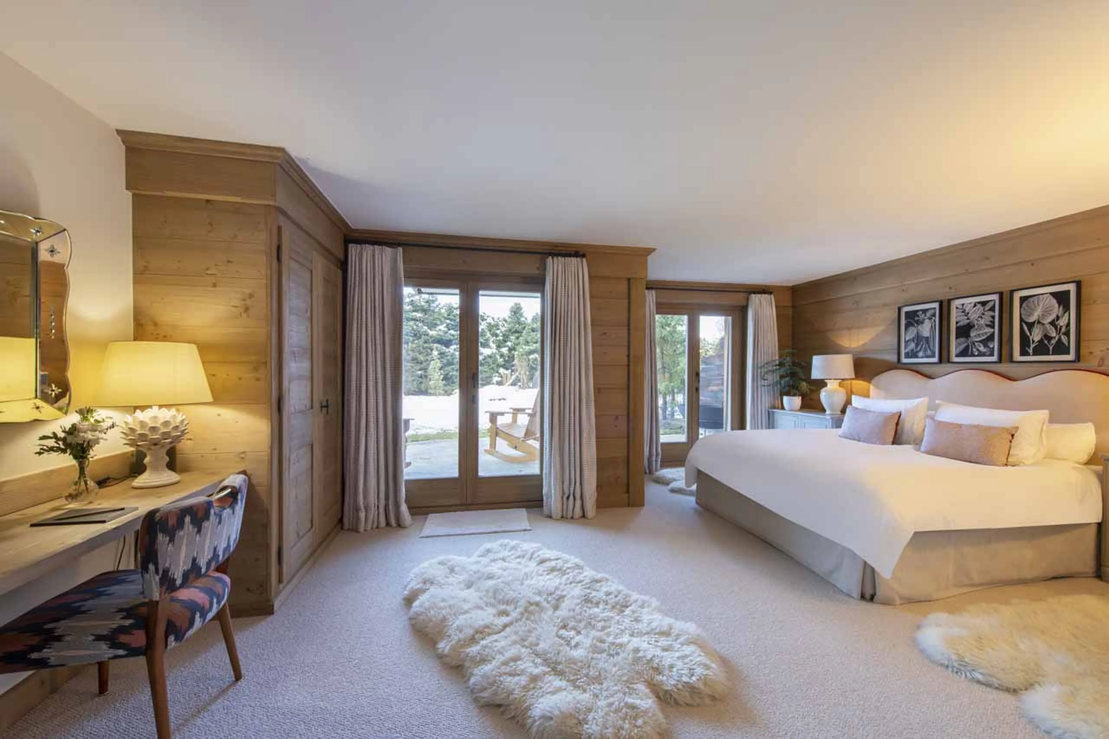 Master bedroom at Apartment Cantarella in Verbier