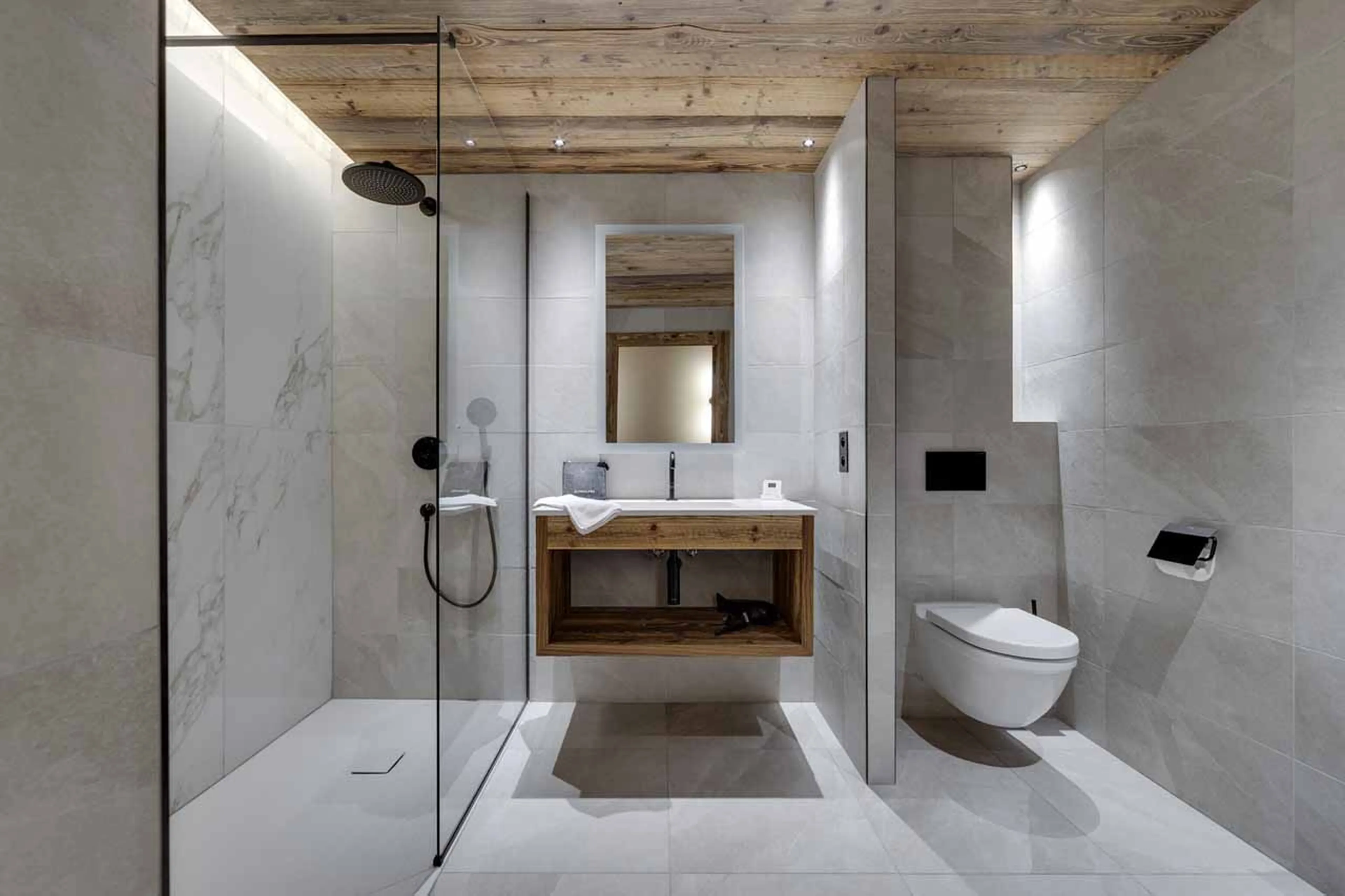 Bedroom 2 en-suite at Apartment Chardon 102 in Val d'Isere