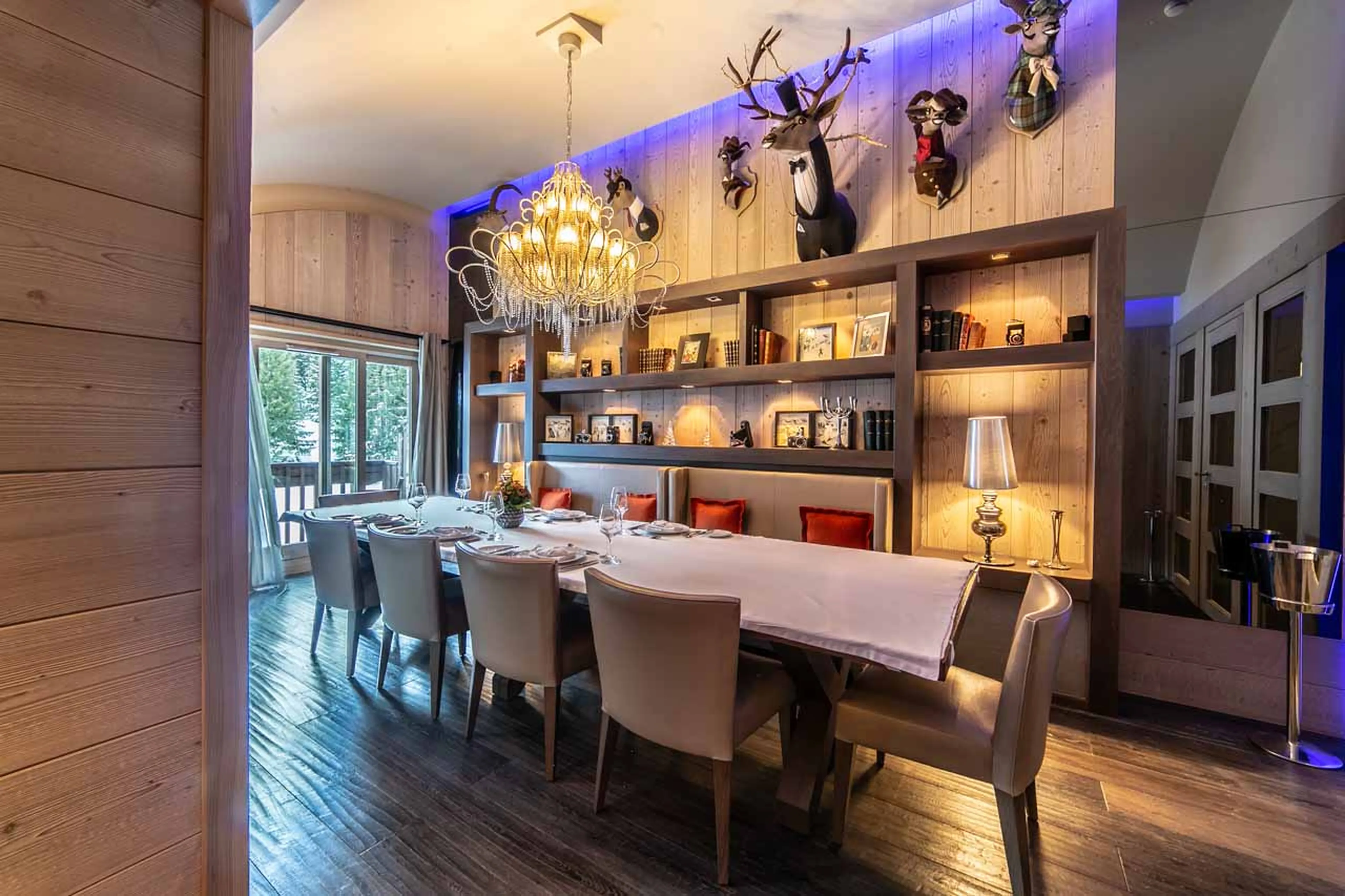 Dining room at Apartment Emerald in Courchevel 1850