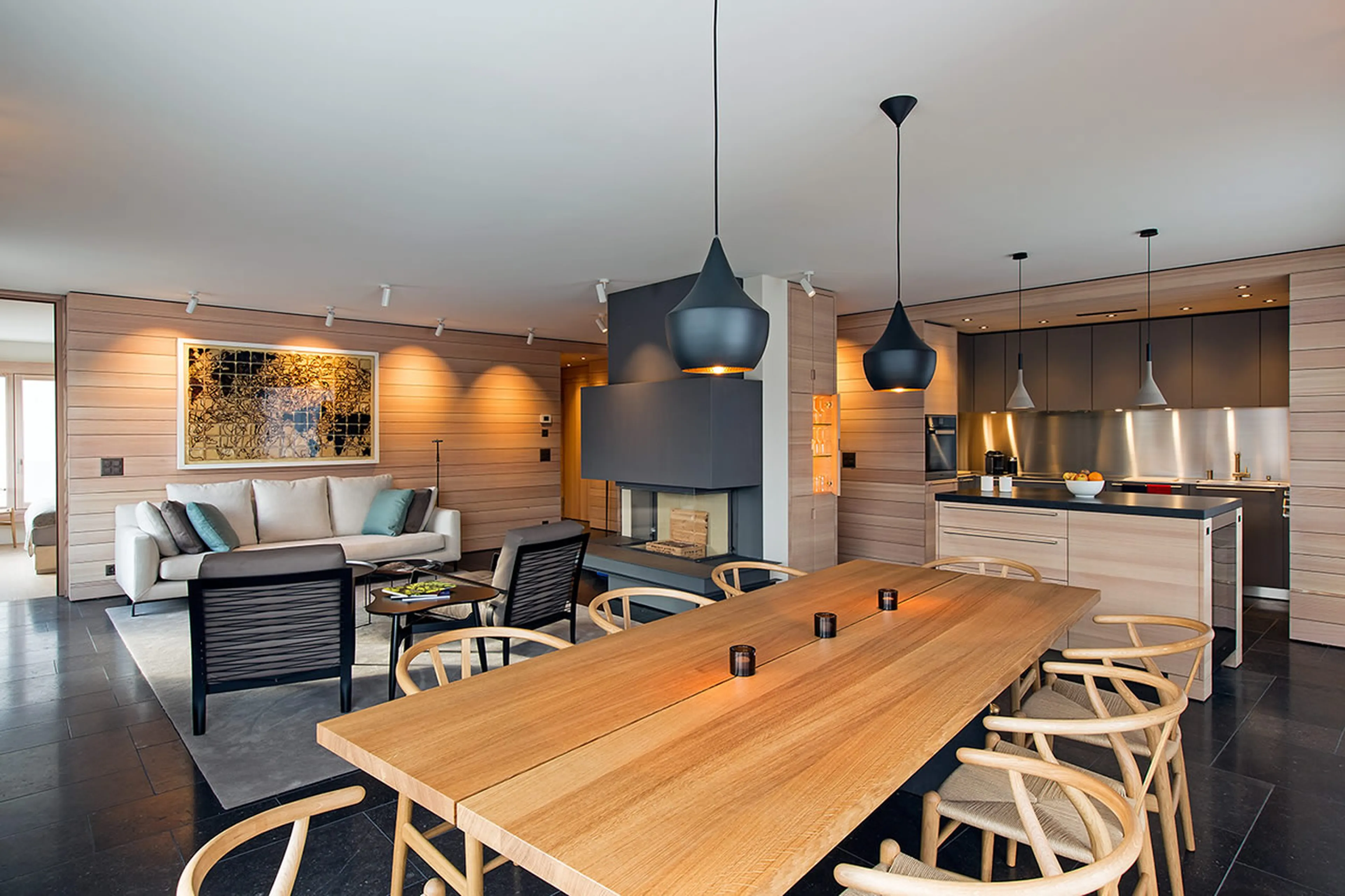 Dining area and kitchen in Apartment Giuliani in St Moritz
