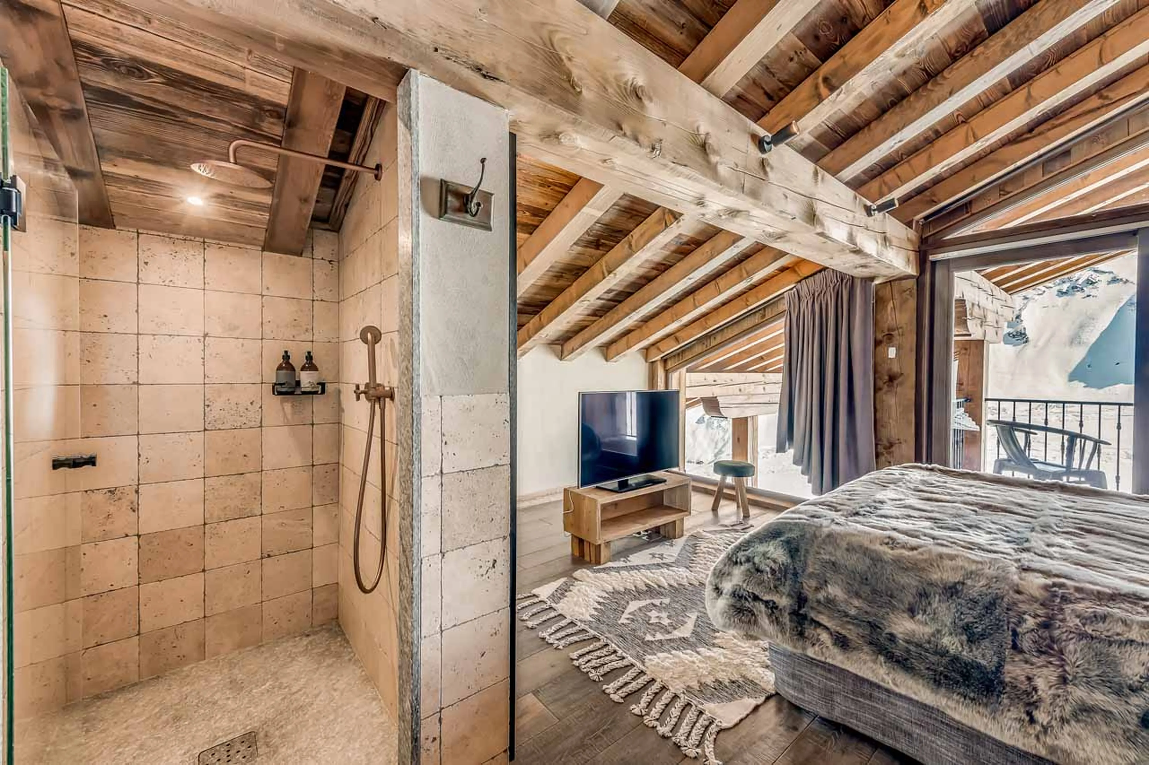 Bedroom two at Apartment Glacier in Val d'Isere