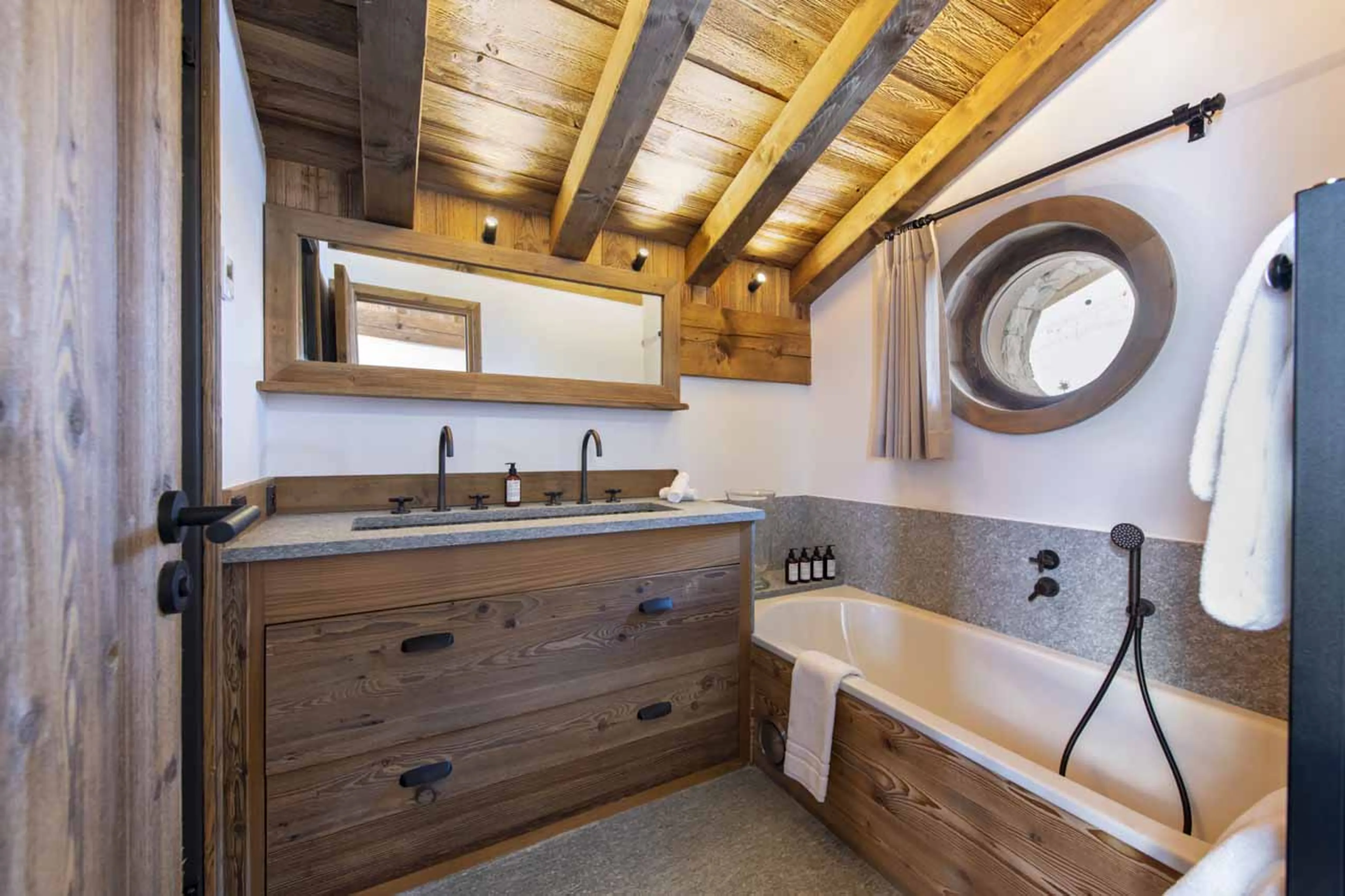 Bathroom one at Apartment Grand Pre 4 in Val d'Isere
