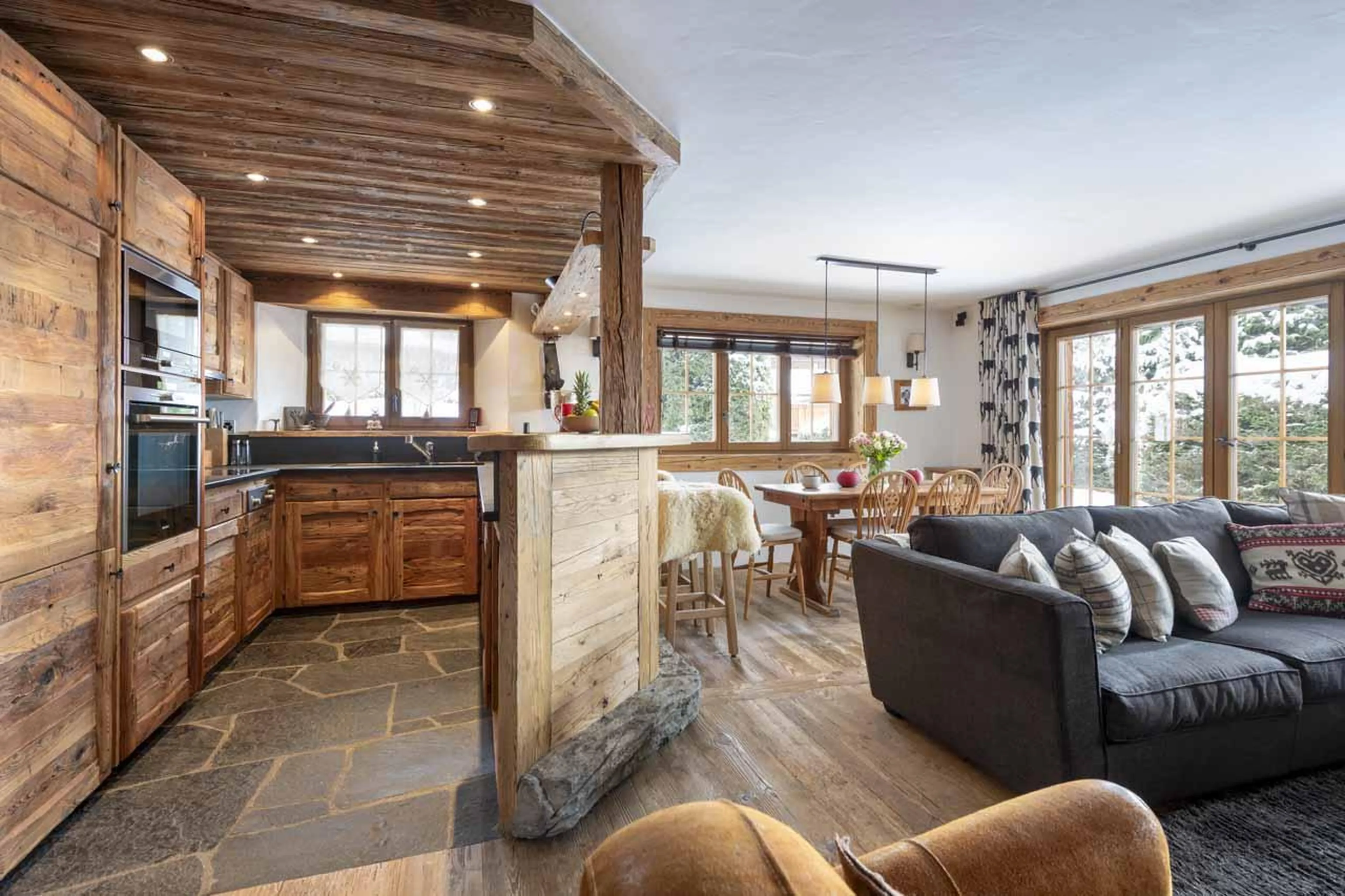 Kitchen at Apartment Hickory in Verbier