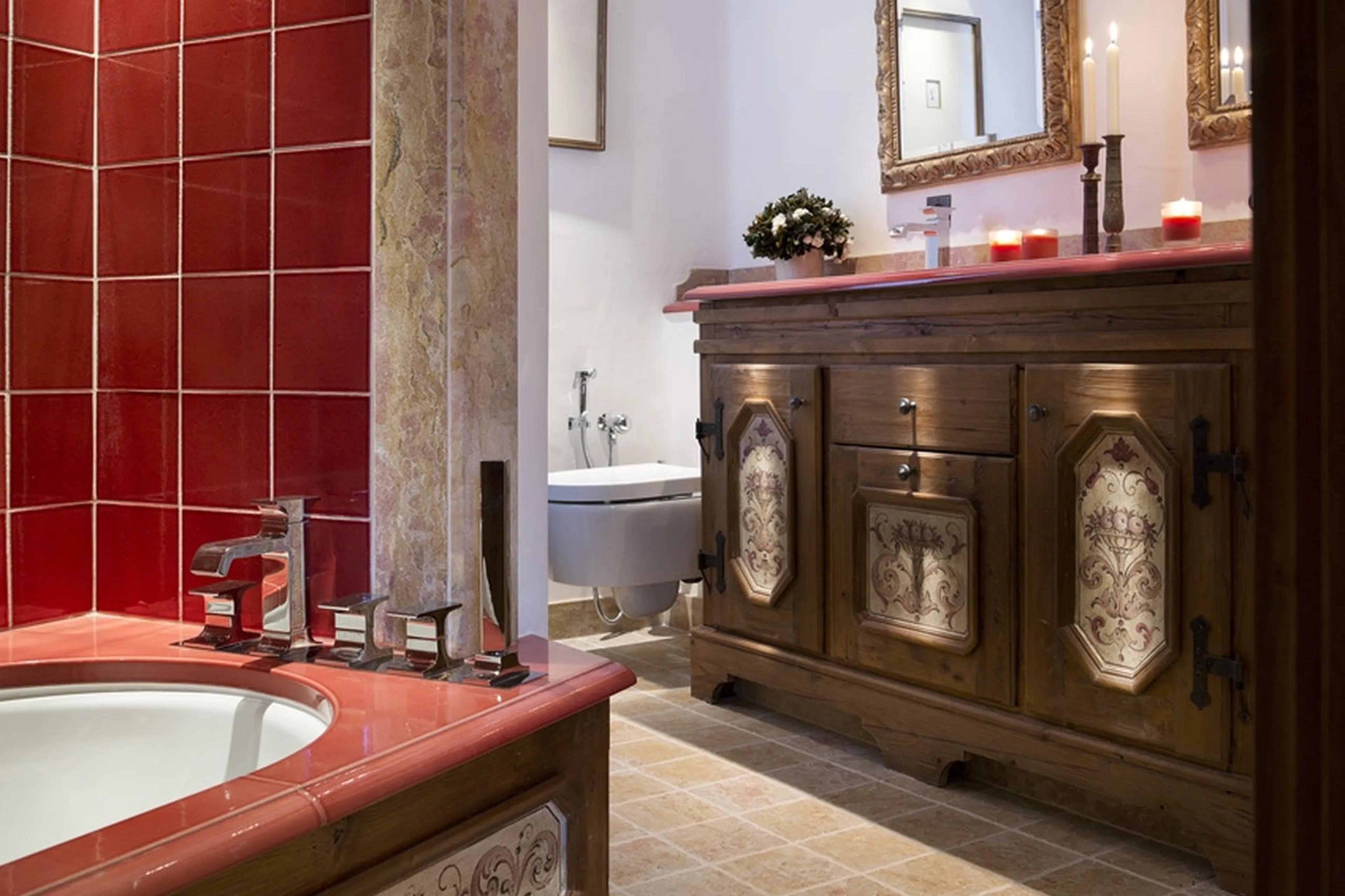 En-suite master bathroom with hammam-shower and bath in Apartment Jardin Alpin, Courchevel 1850